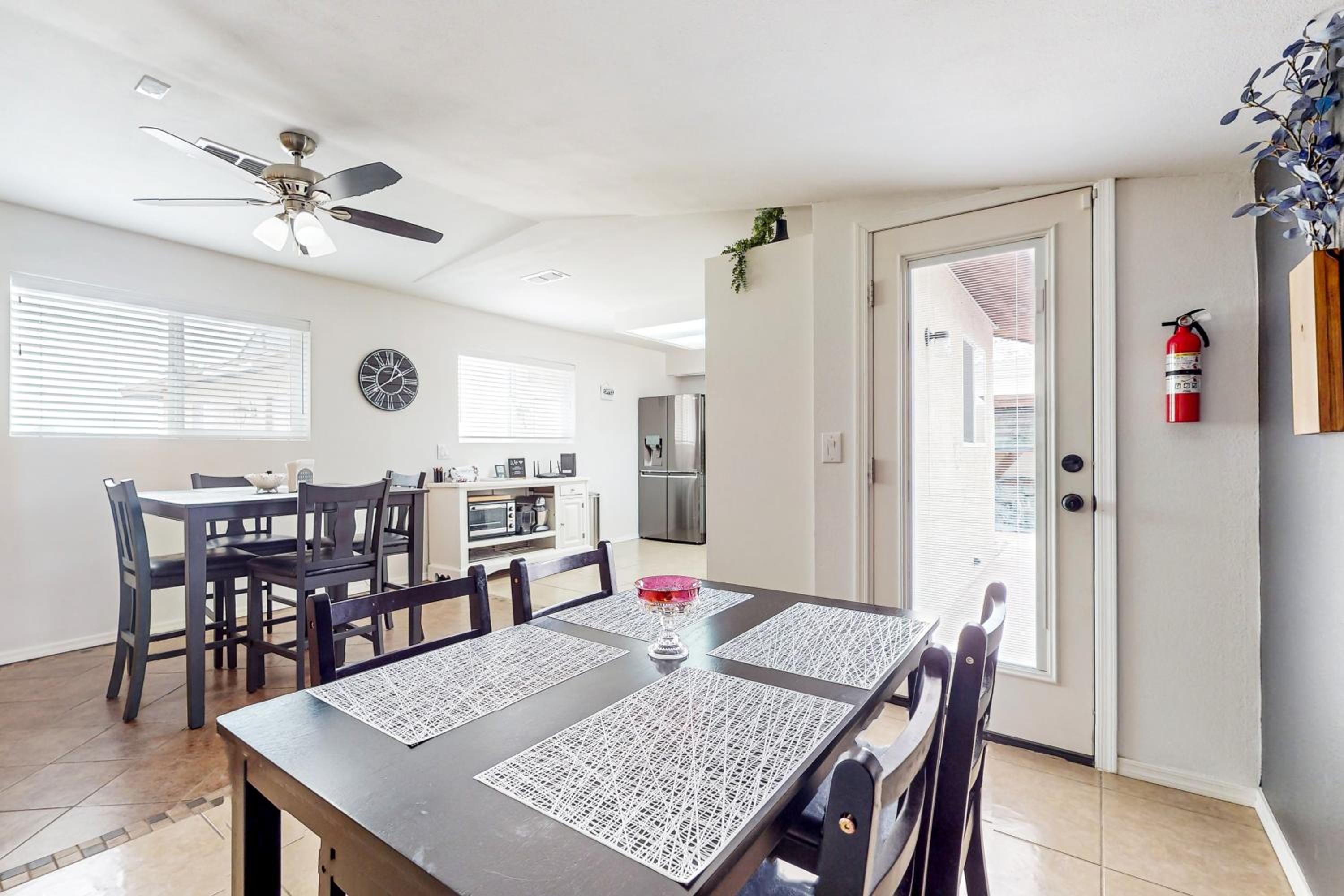 3BR with Ping-Pong Near Lake and Golf