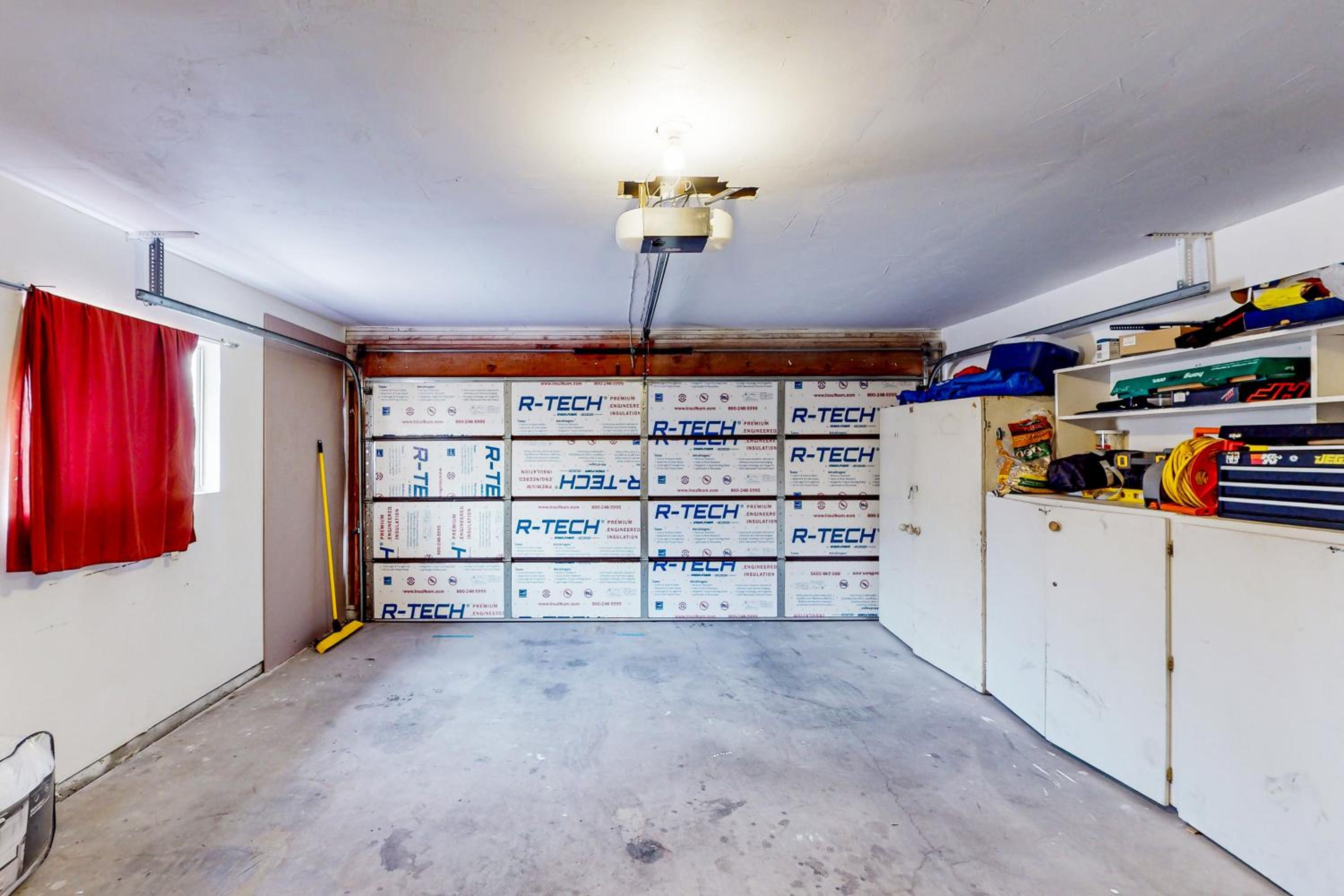 3BR with Ping-Pong Near Lake and Golf