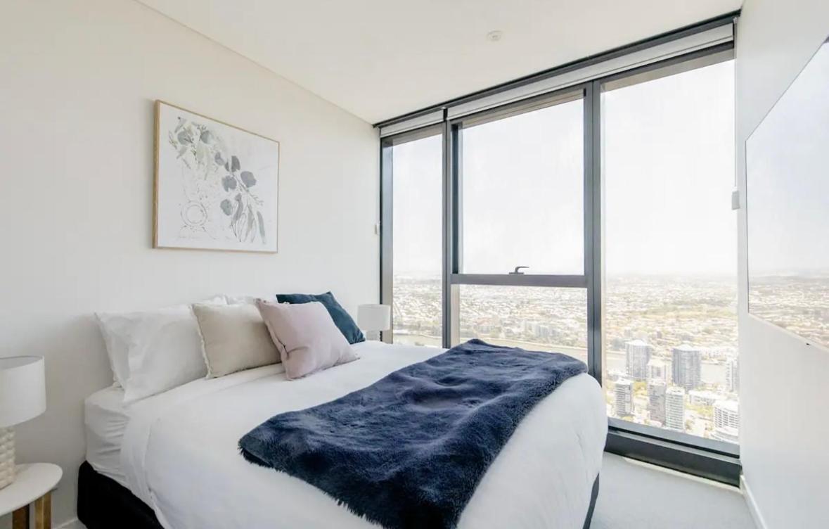 Lvl 76 Sleep Among the Clouds by Stylish Stays