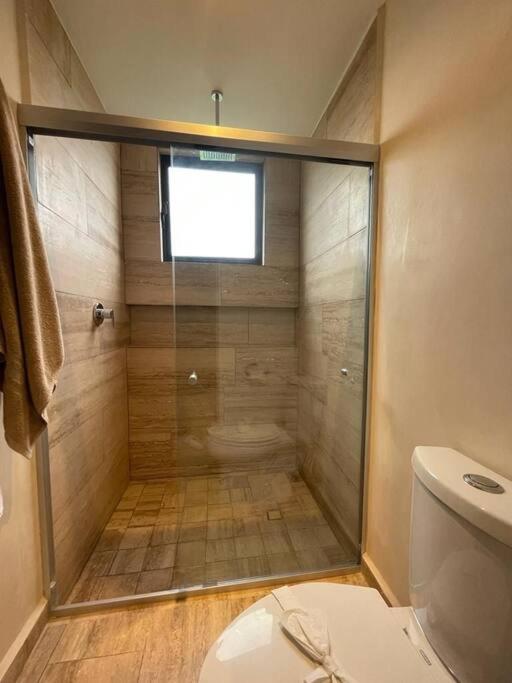 Básico y bonito departamento con jacuzzi privado
