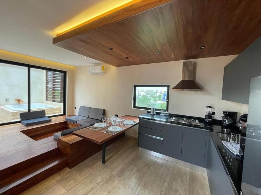 Básico y bonito departamento con jacuzzi privado