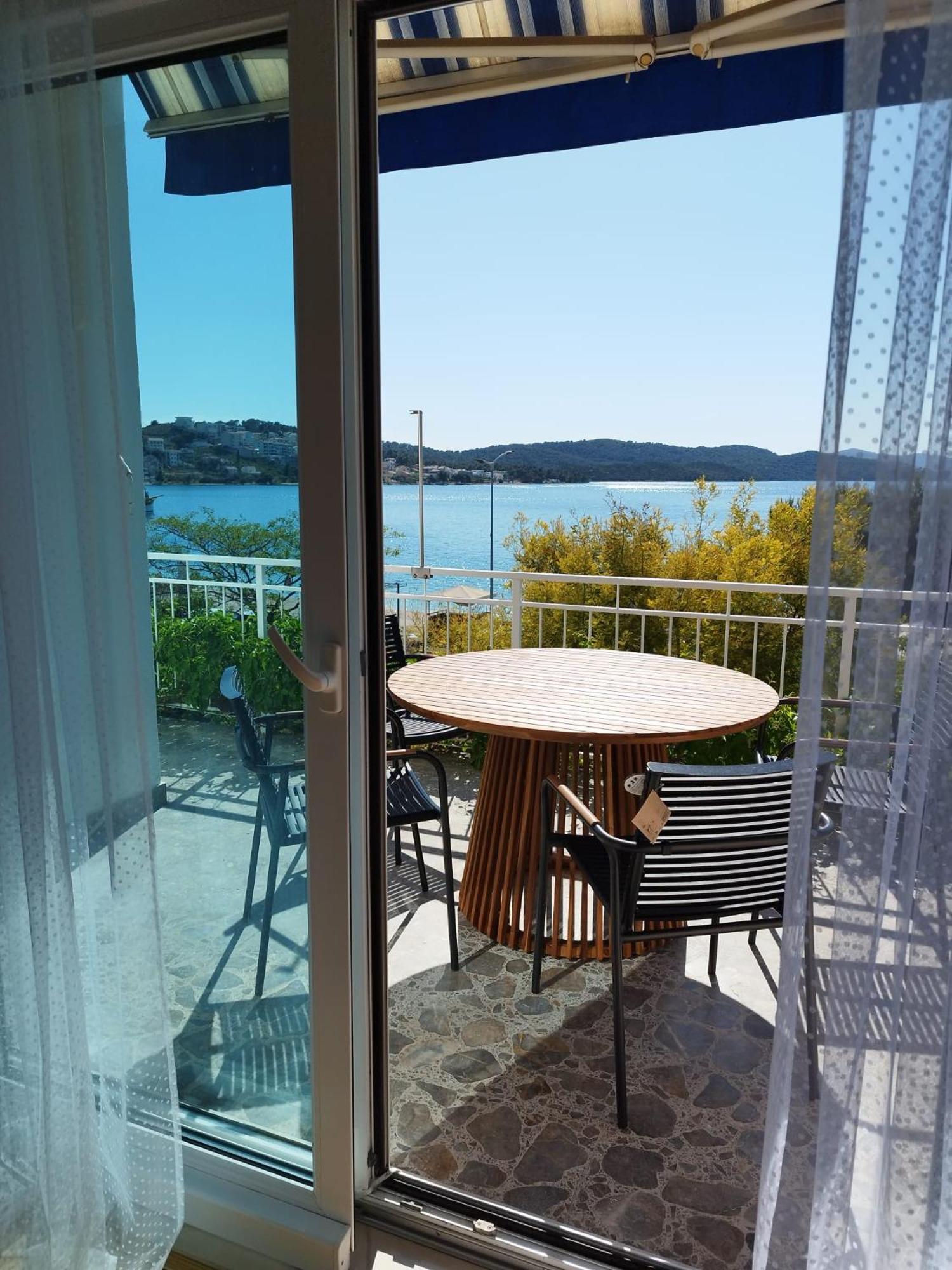 Tudija apartment3-West side place, 90m2, big terrace, beautiful beach front view view 3