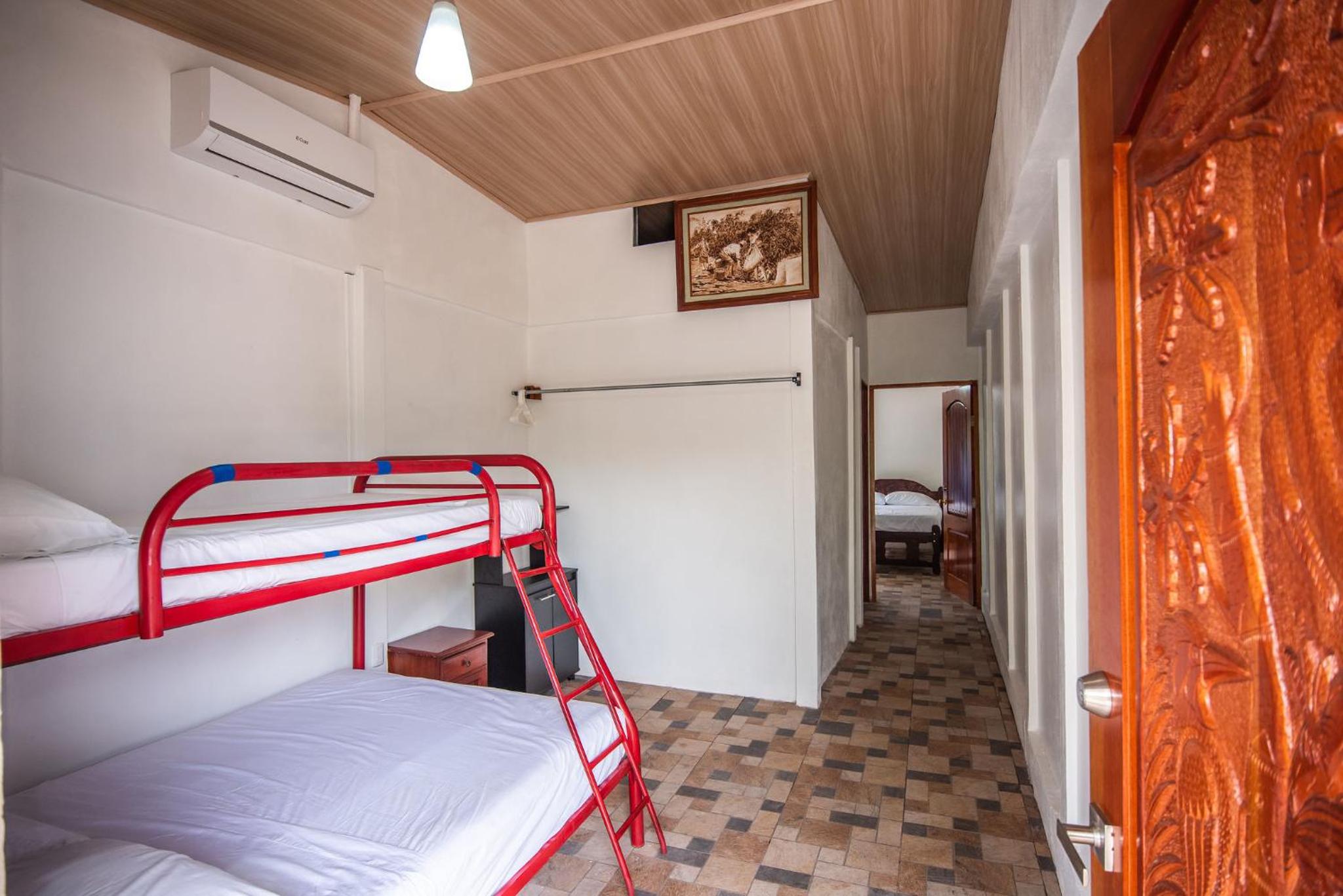 Casa equipada, piscina privada, rancho, 14 huéspedes