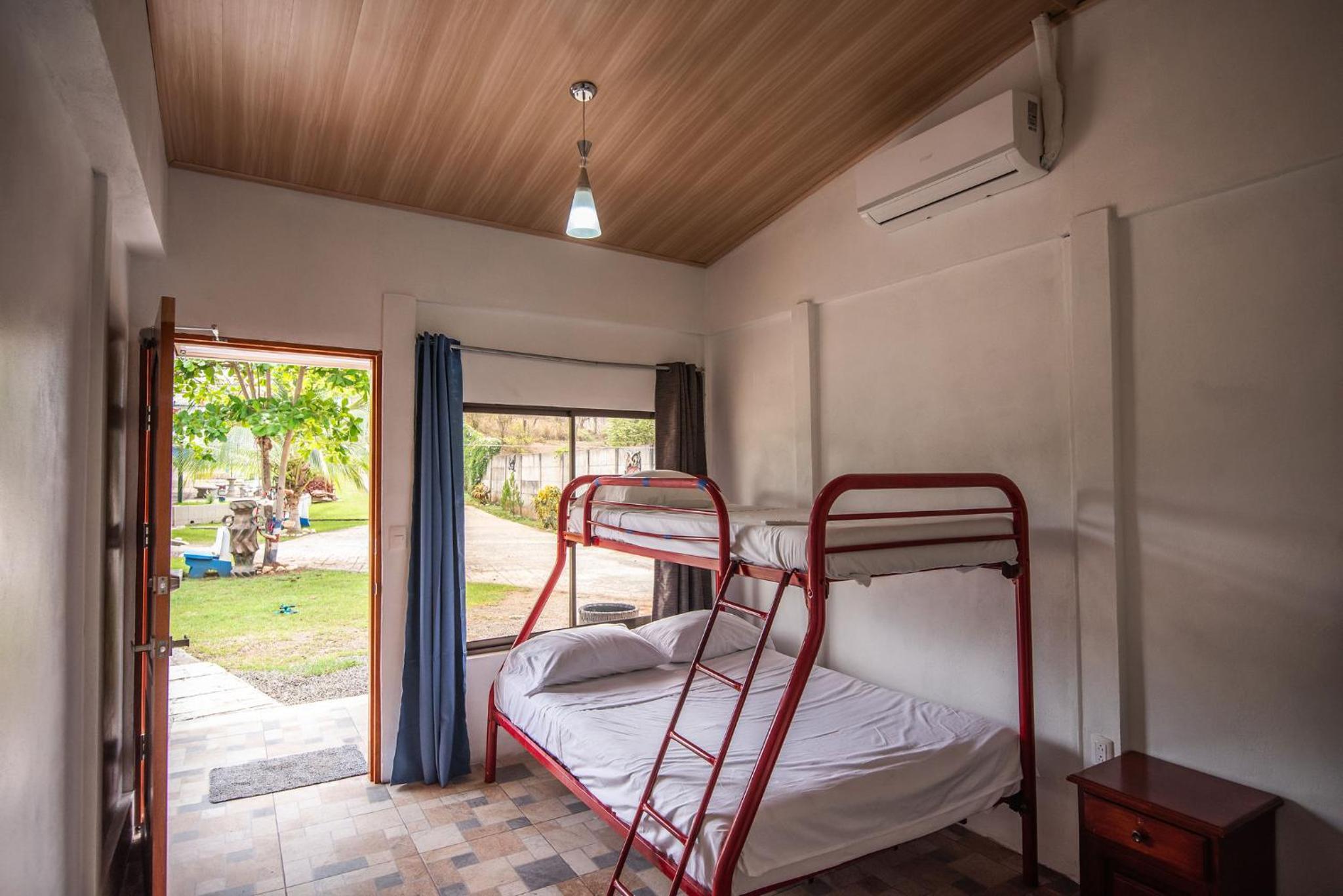 Casa equipada, piscina privada, rancho, 14 huéspedes