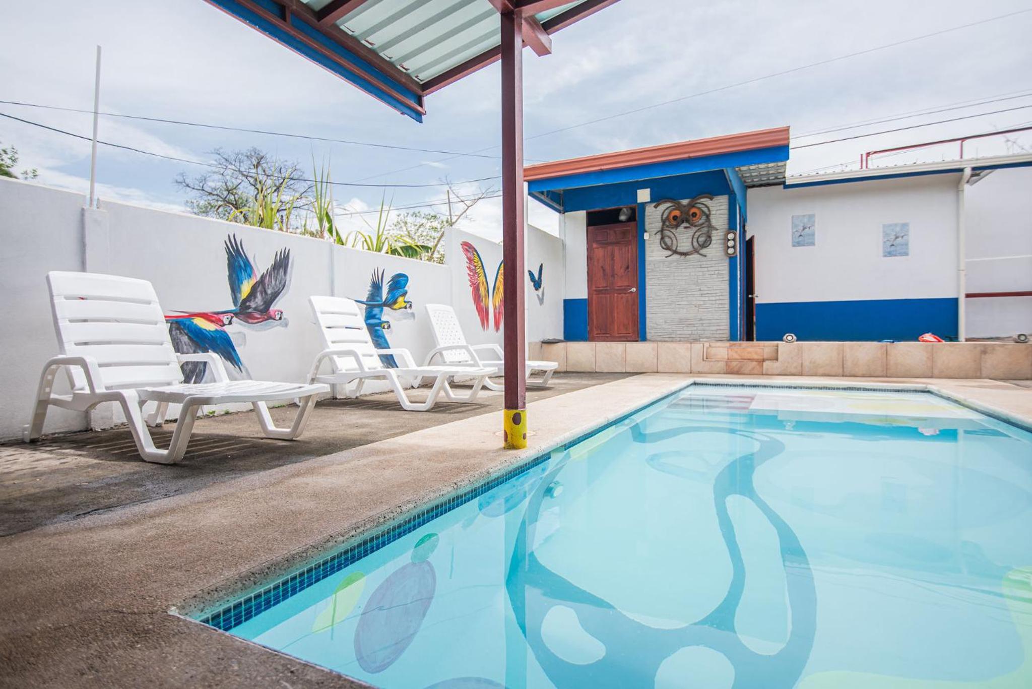 Casa equipada, piscina privada, rancho, 14 huéspedes