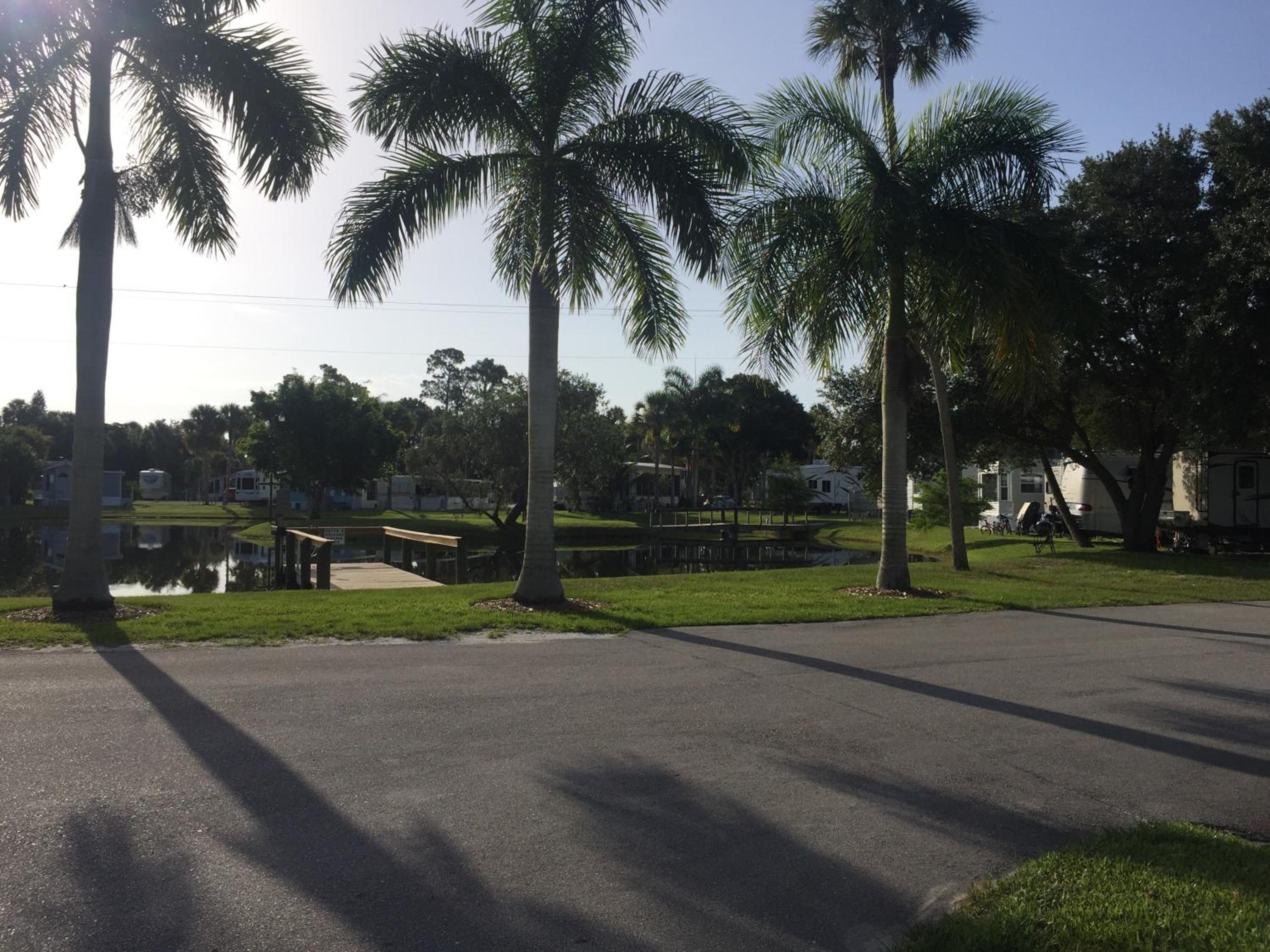 Road Runner Travel Resort