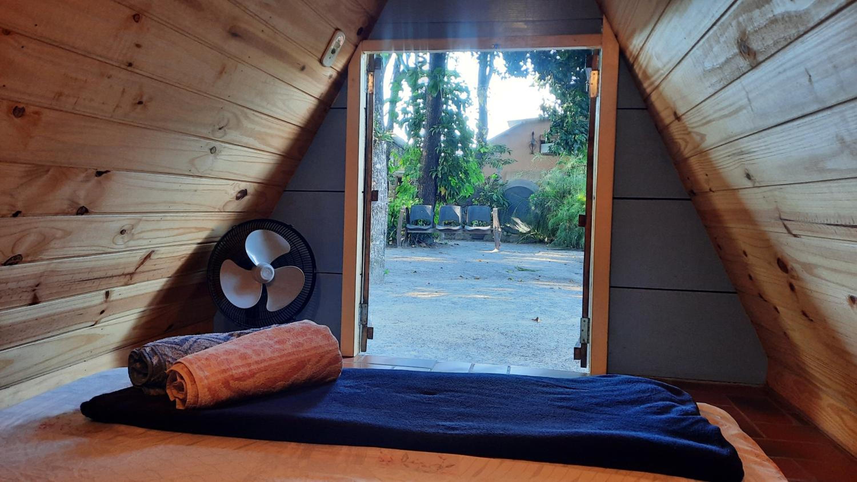 NOMADAS chalés, mini casinhas, bangalôs , área de camping e cozinha compartilhada