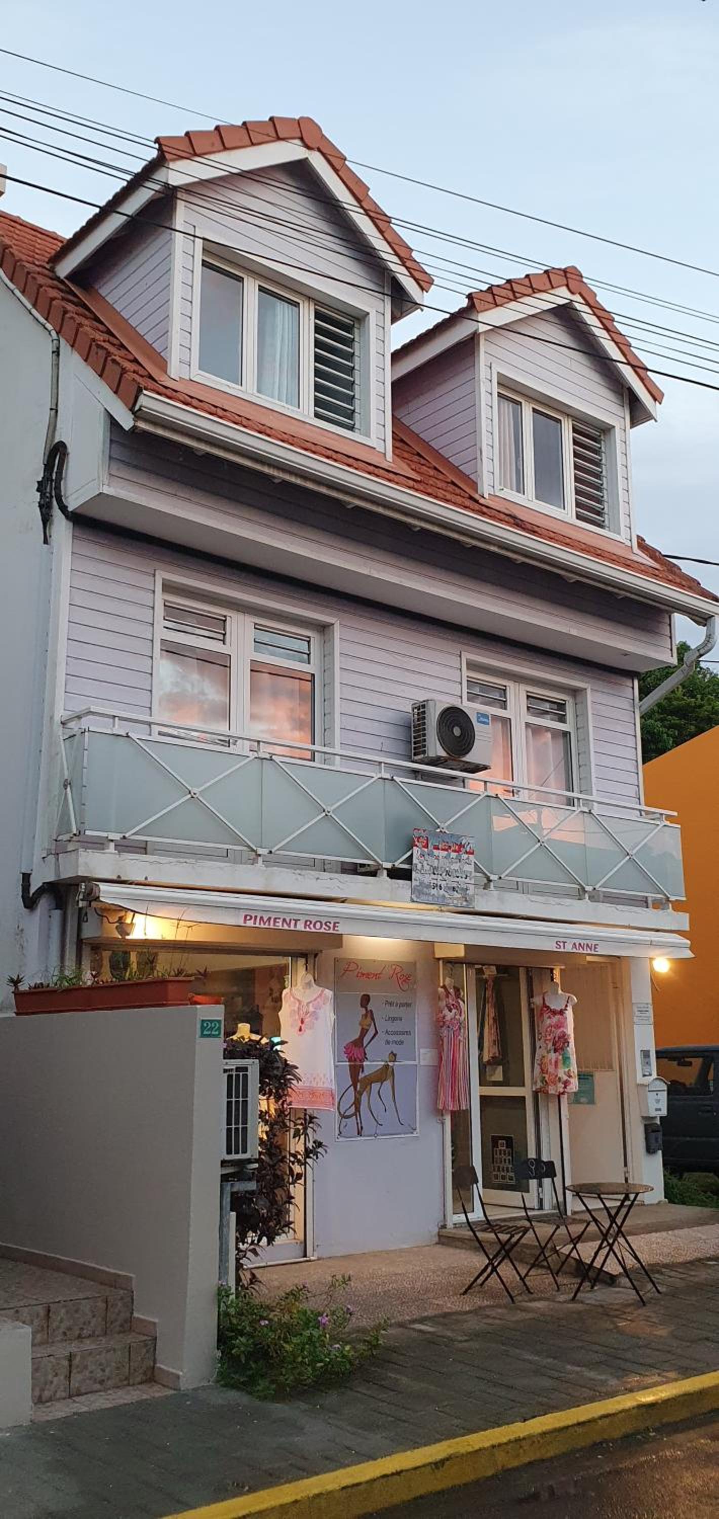 Kaz cosy view 5