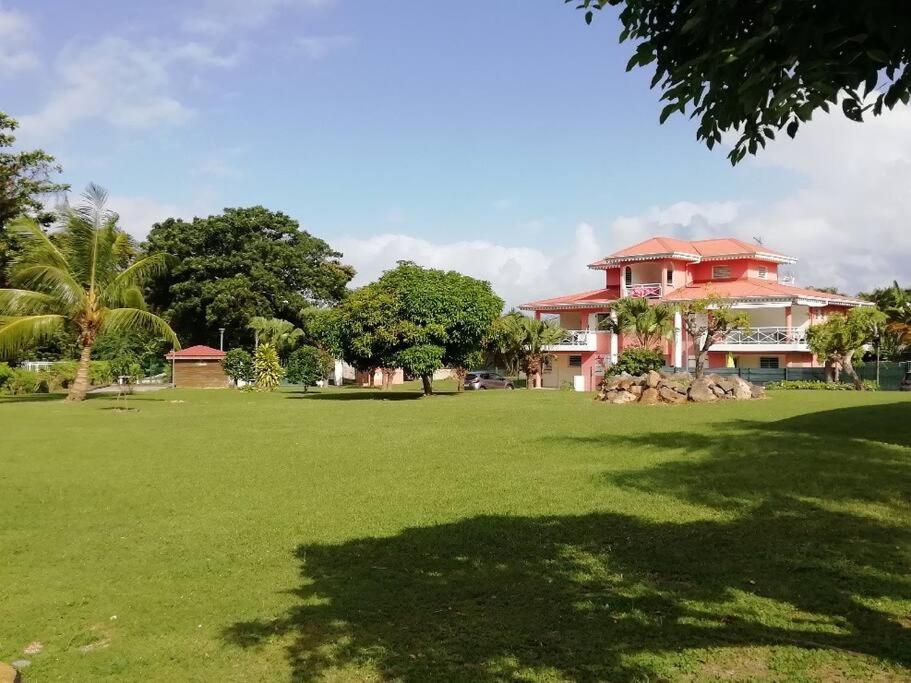 SUNNY Trois Ilets avec piscine, plage view 3