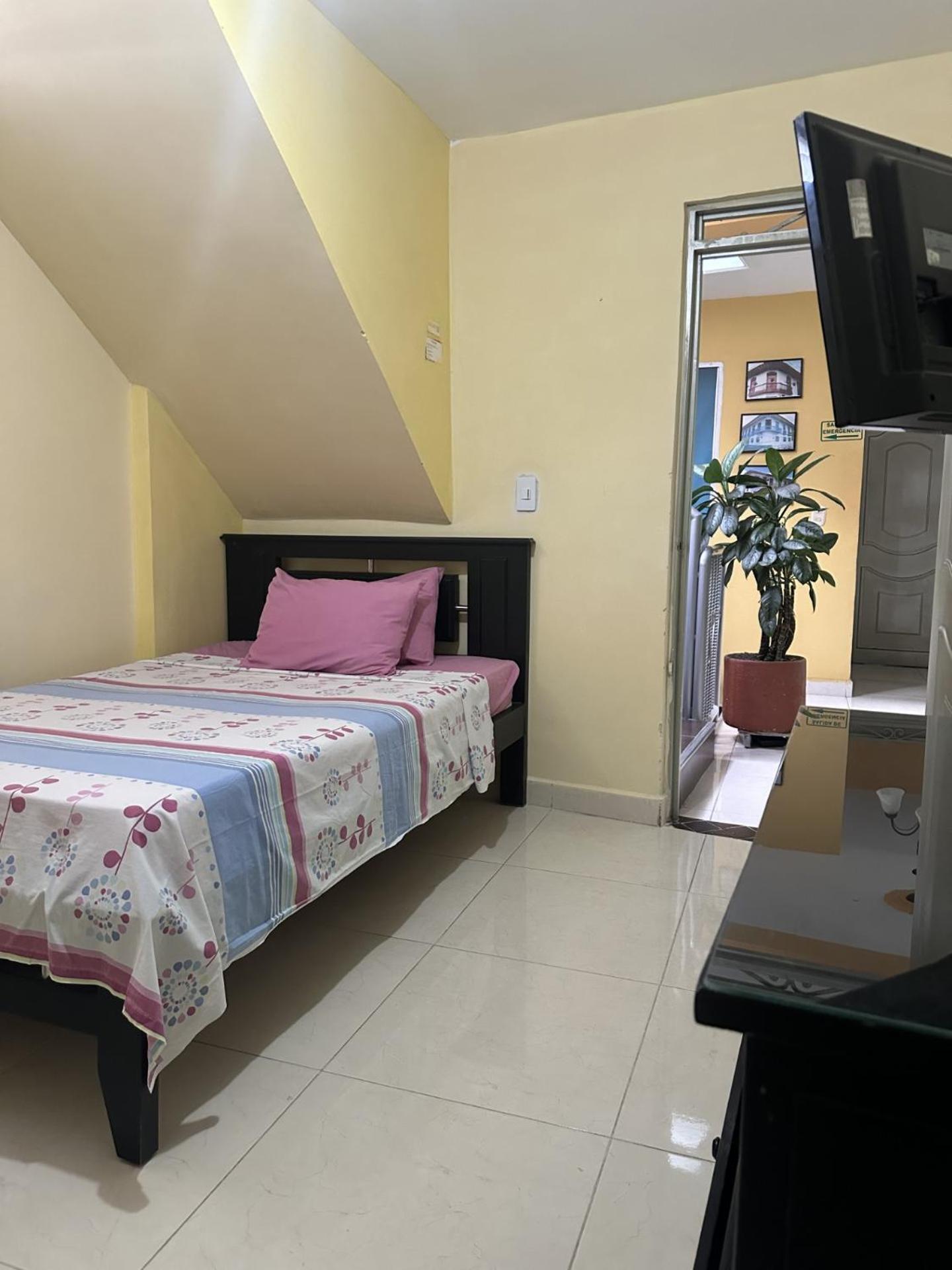 LAS CAMELIAS APARTAHOTEL - La Virginia Risaralda
