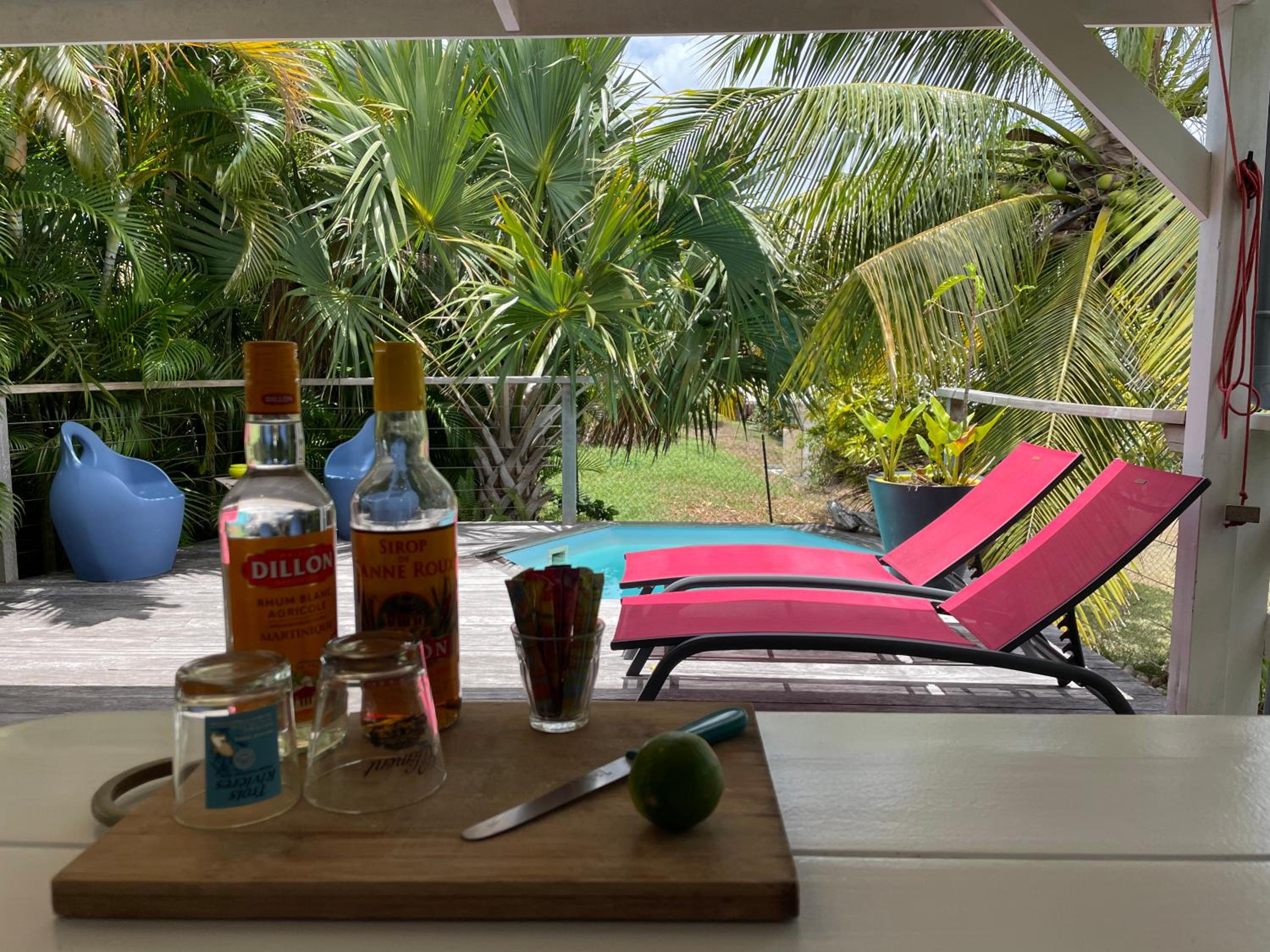 Charmant bungalow avec petite piscine privée view 4