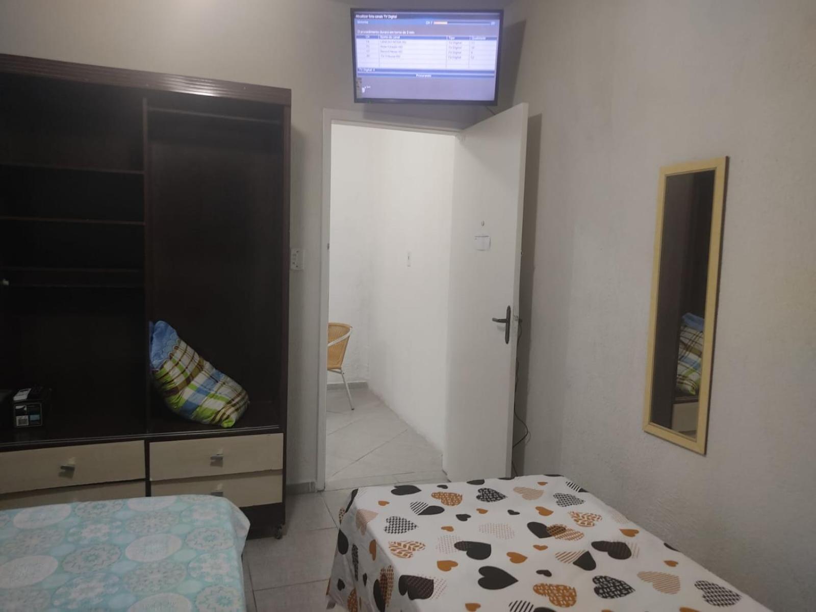 Casa - primeiro andar- perto do Centro de Convenções e Classic Hall
