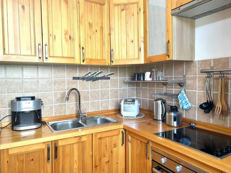 Urban Suites Central One Bedroom Apartment