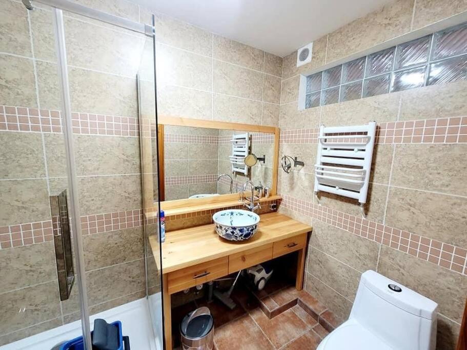 Urban Suites Central One Bedroom Apartment