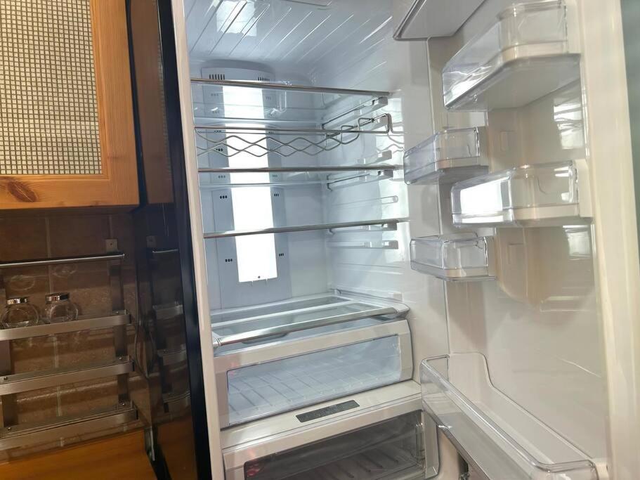 Urban Suites Central One Bedroom Apartment