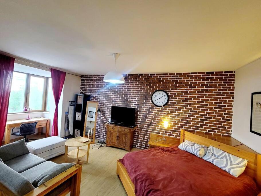 Urban Suites Central One Bedroom Apartment