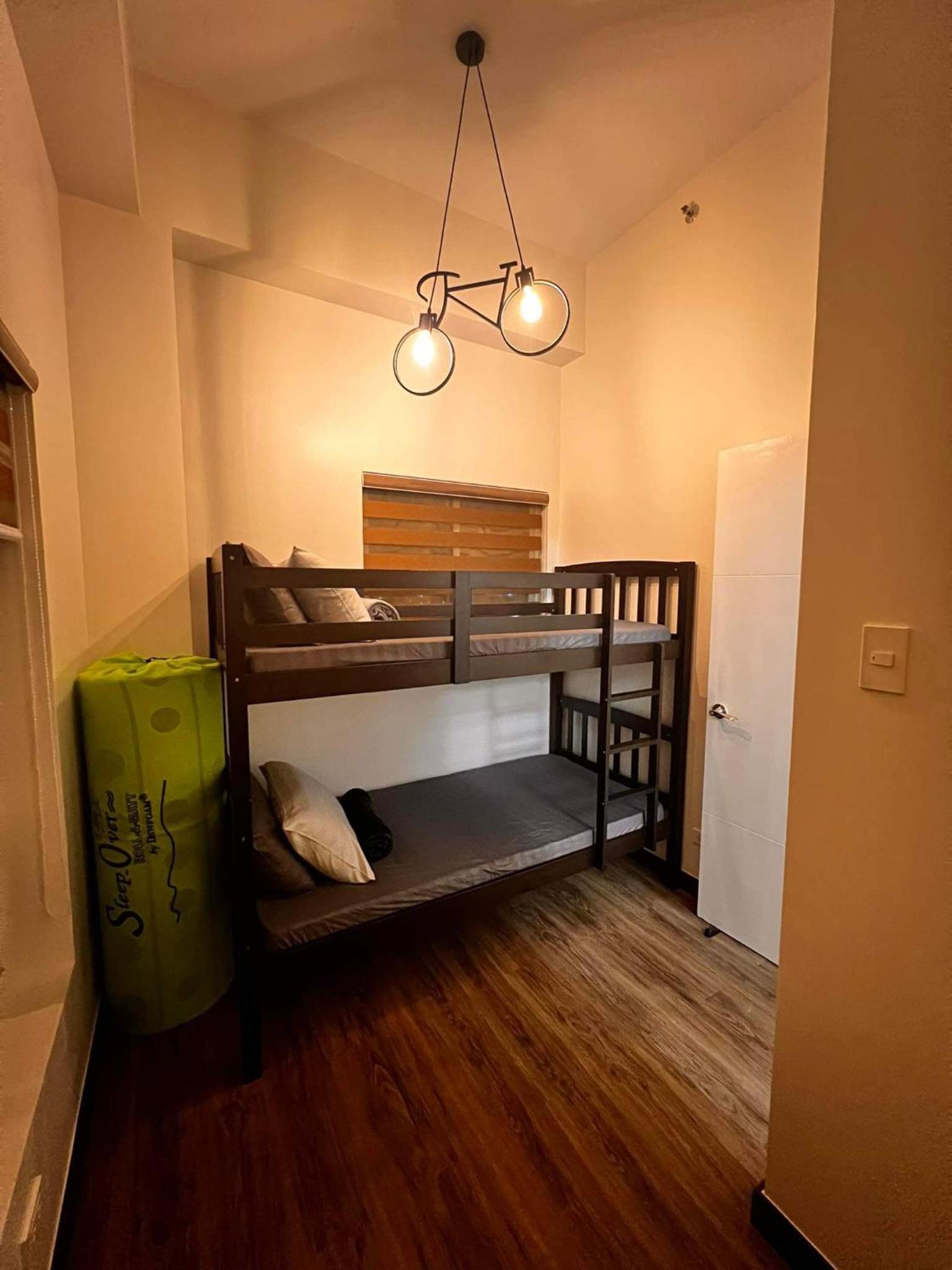 2 BR Penthouse in Paranaque view 2