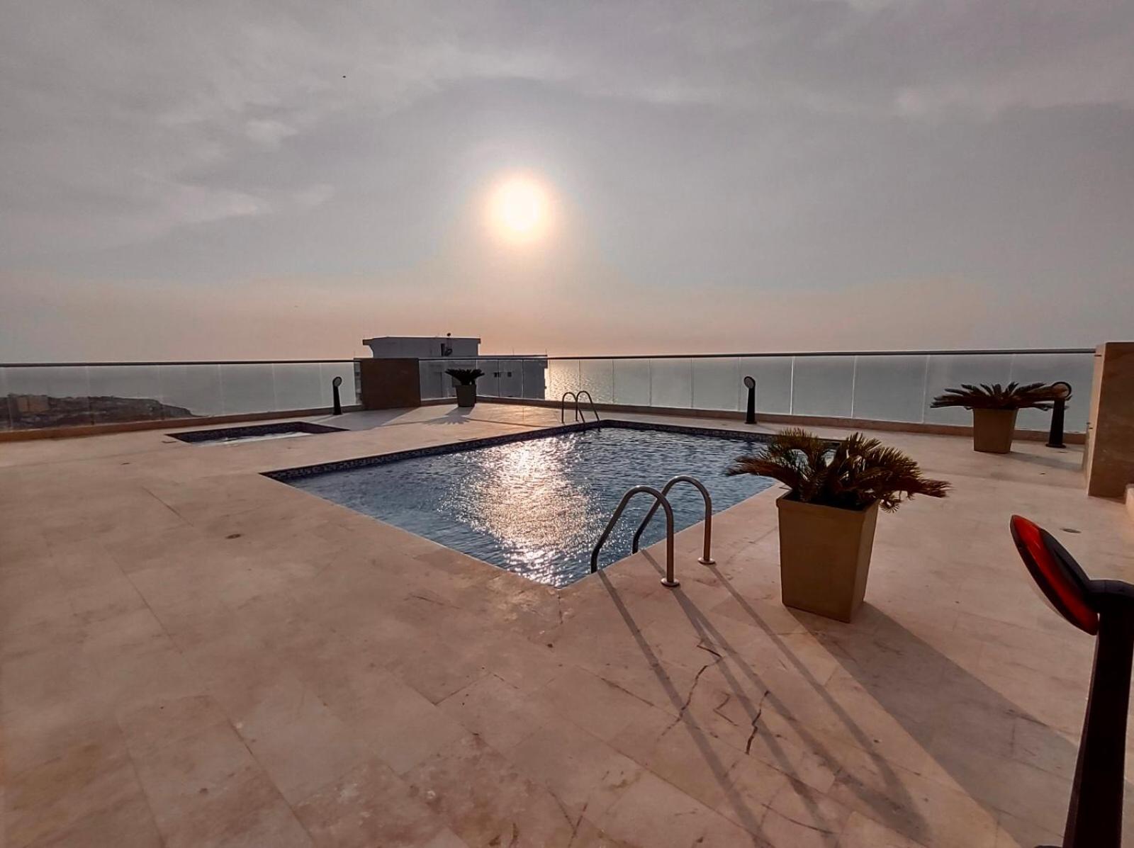 Apartamento vista al mar y cerca centro histórico