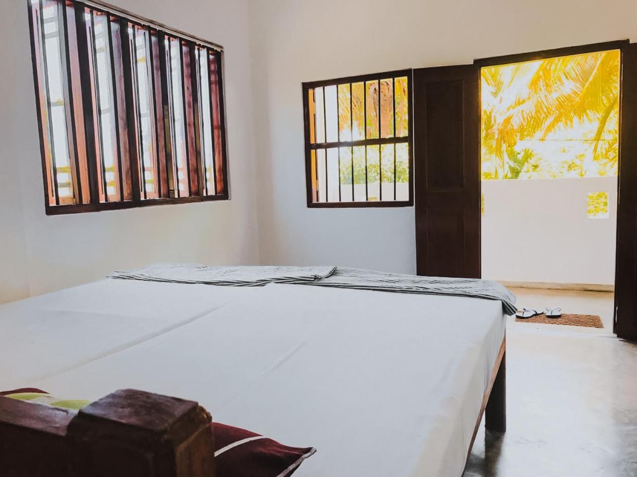 Summer lodge-Tangalle