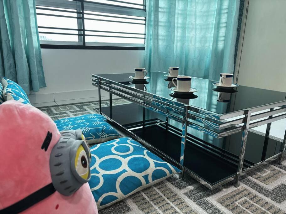 Mount Austin #Akademik Suite Banana Minion Studio 3-4Pax #MSPro