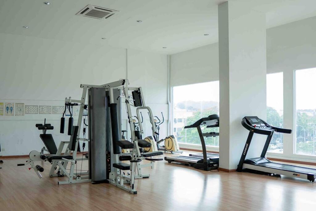Mount Austin #Akademik Suite Banana Minion Studio 3-4Pax #MSPro
