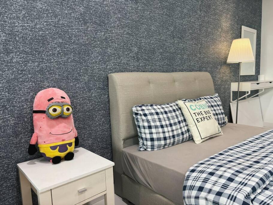 Mount Austin #Akademik Suite Banana Minion Studio 3-4Pax #MSPro
