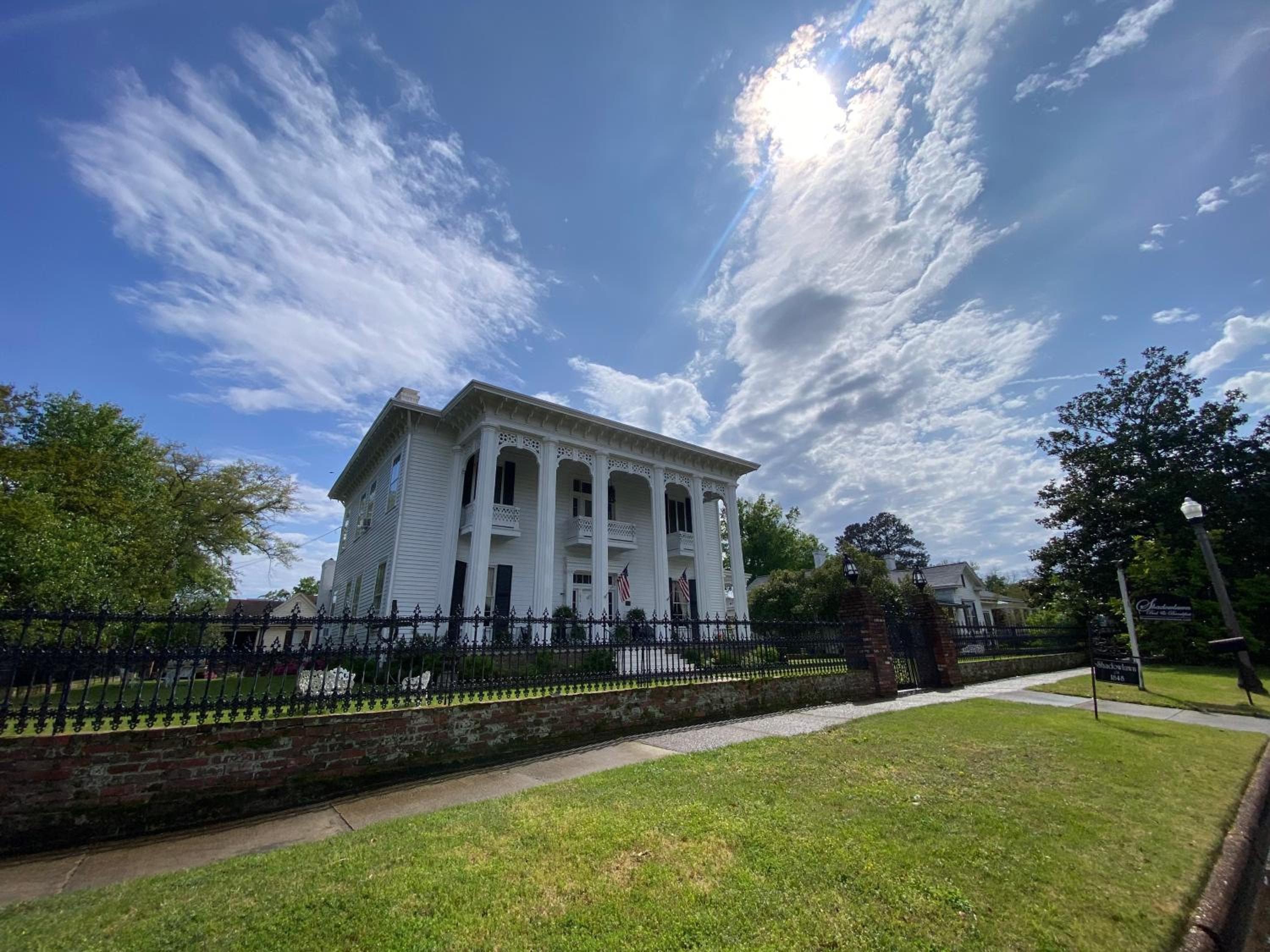 Shadowlawn Bed and Breakfast