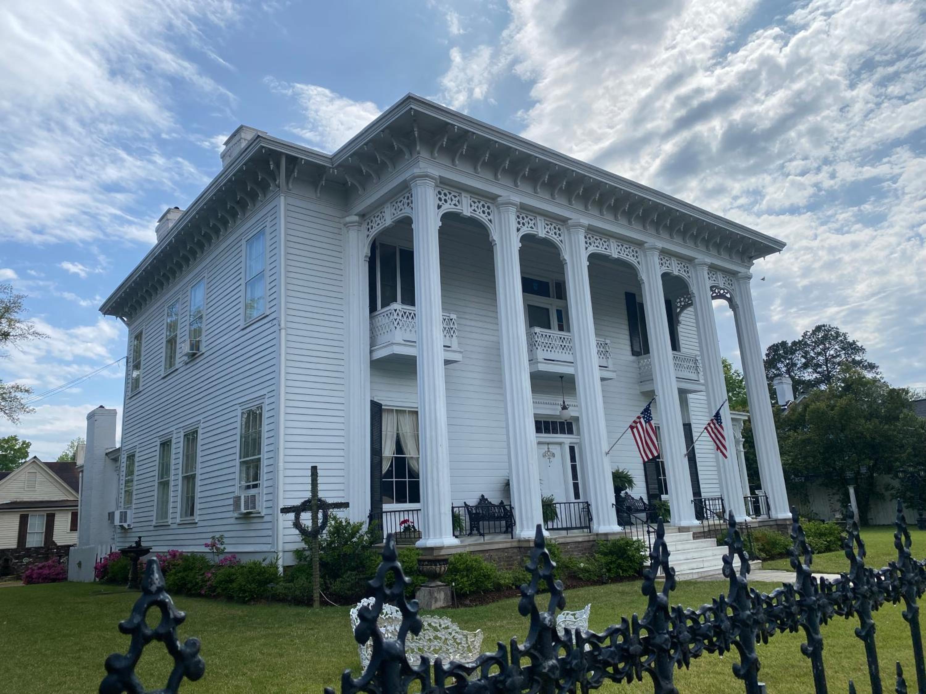 Shadowlawn Bed and Breakfast