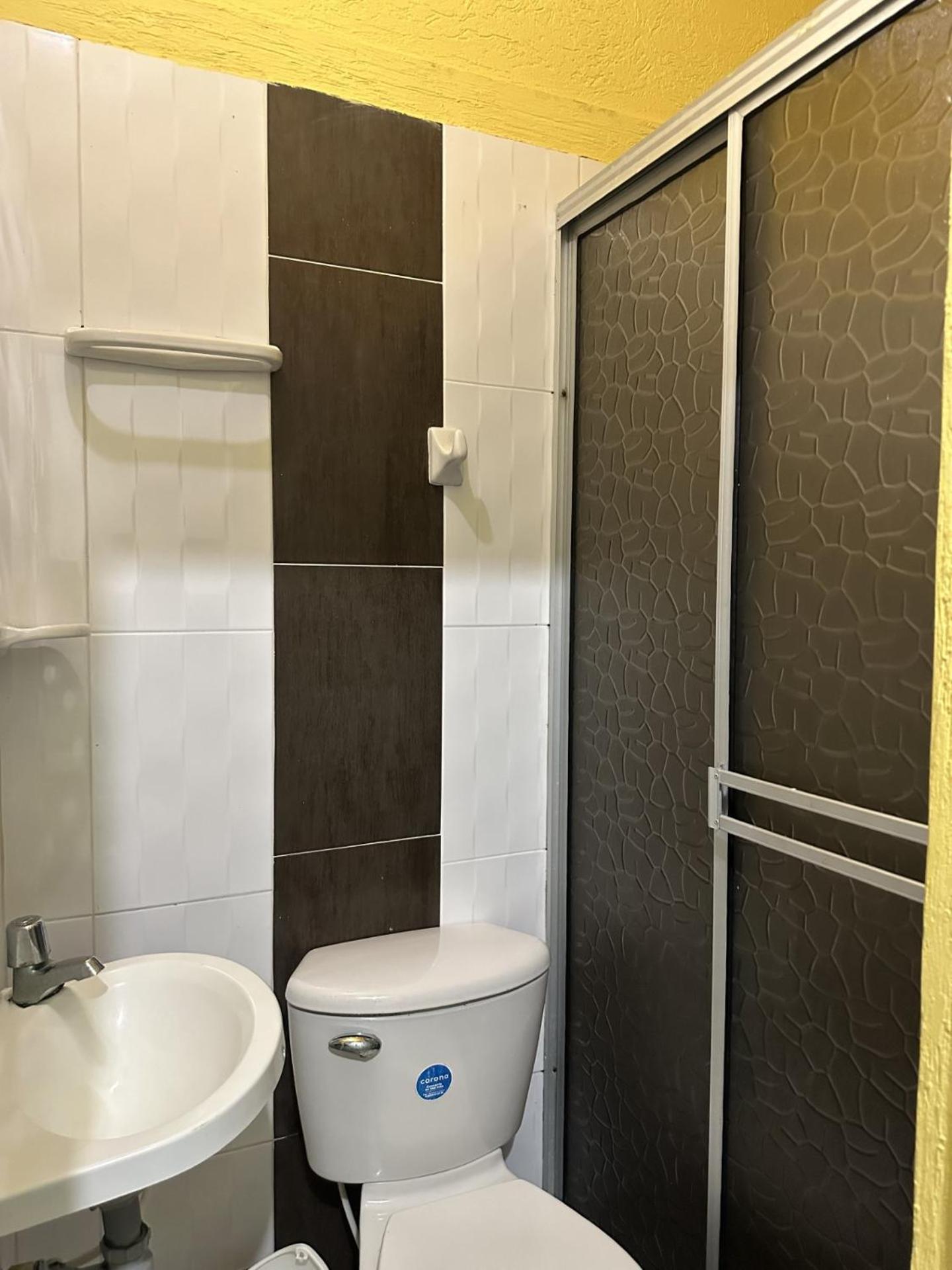 LAS CAMELIAS APARTAHOTEL - La Virginia Risaralda