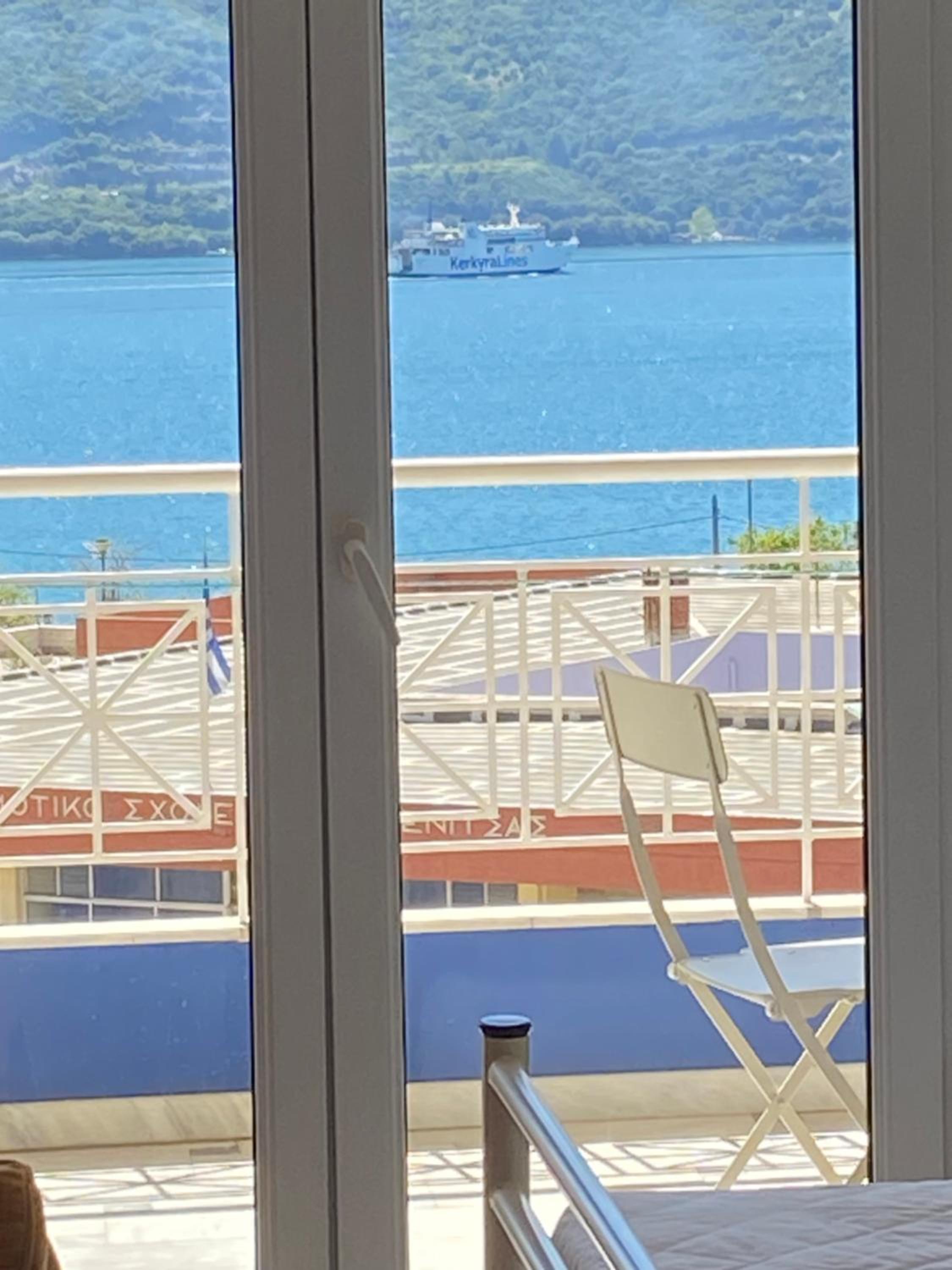 Mariasroom Studios & Apartments Flats to Let heart city seaside Spyropoulos view 3
