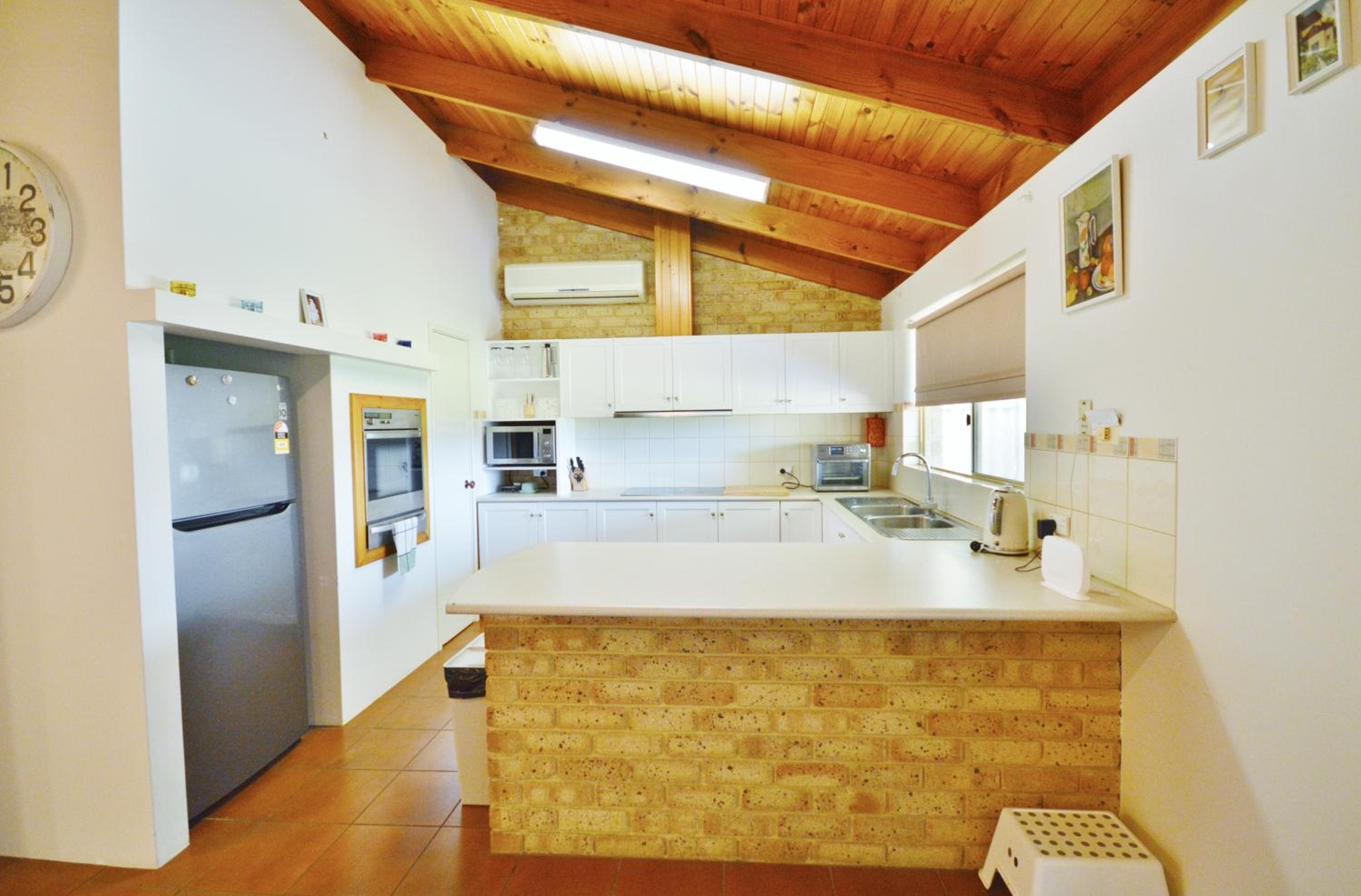 Starfire Close 3 - Kalbarri, WA view 3