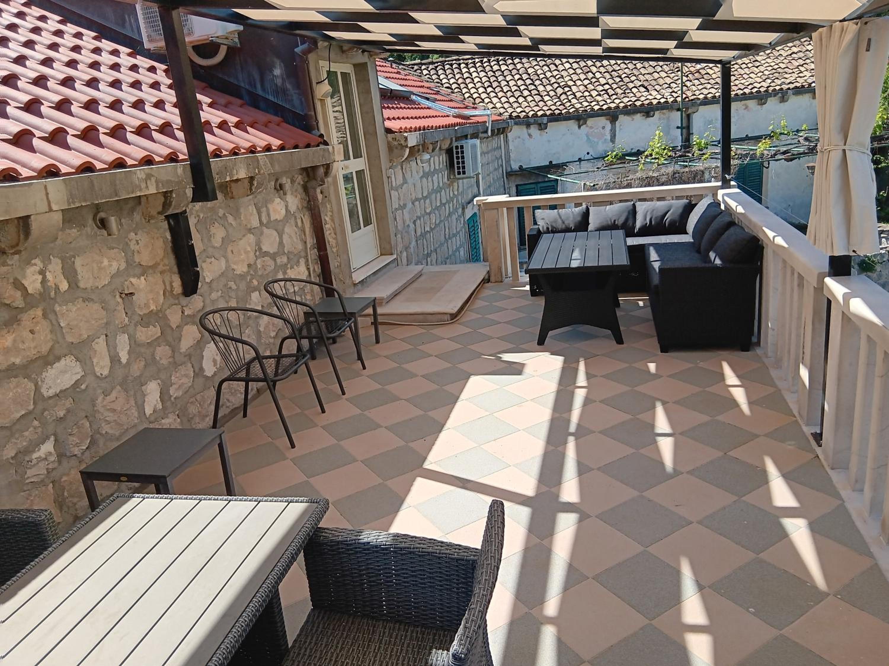 Apartments Vicko Vodnica view 3