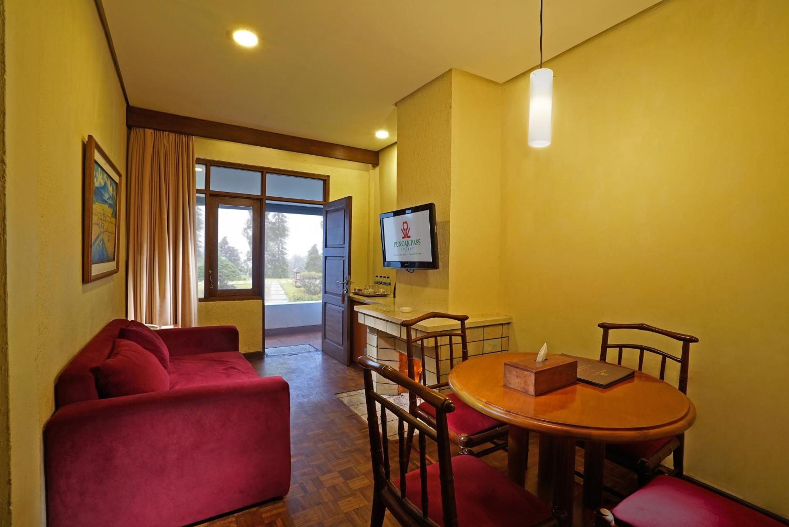 Puncak Pass Resort