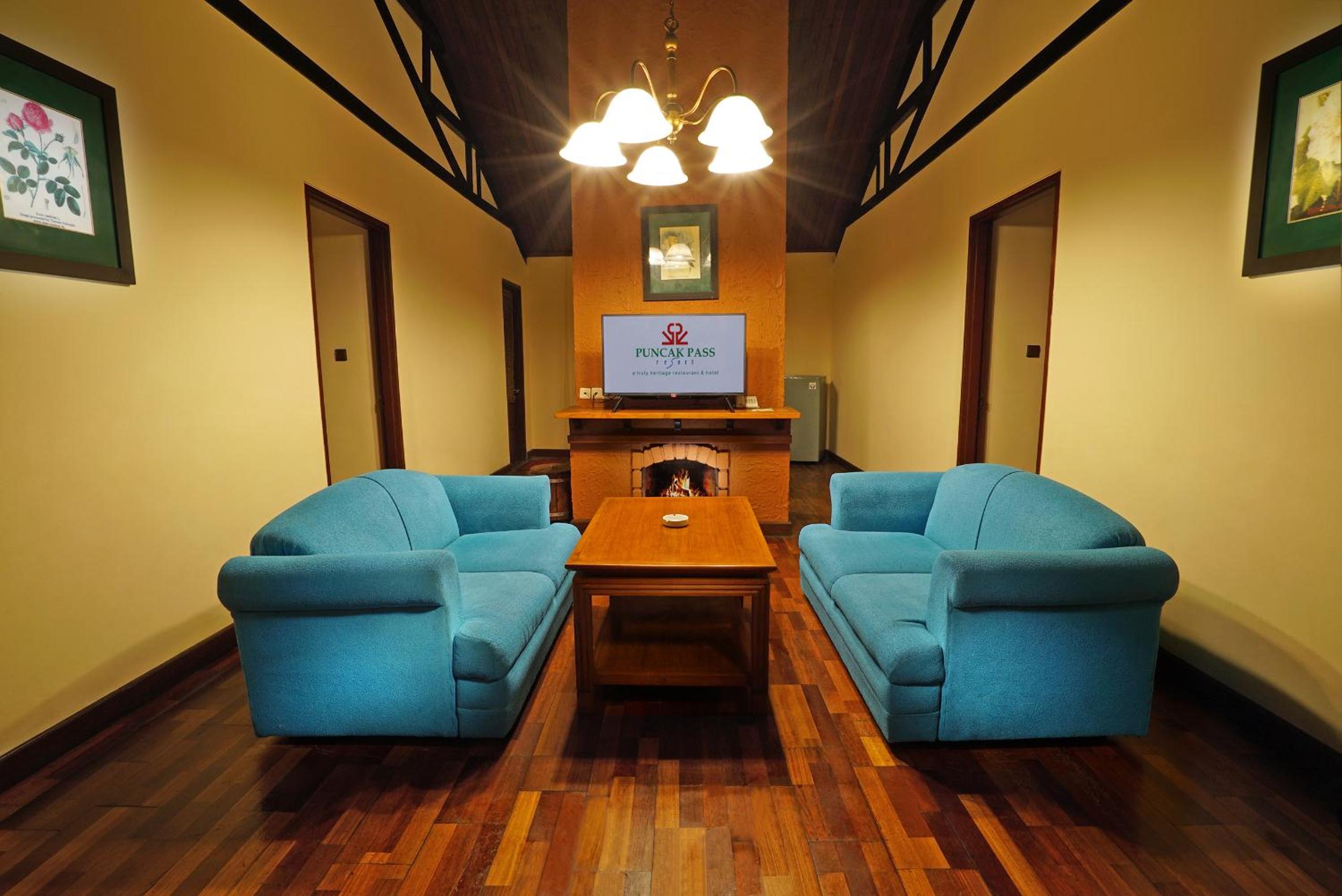 Puncak Pass Resort