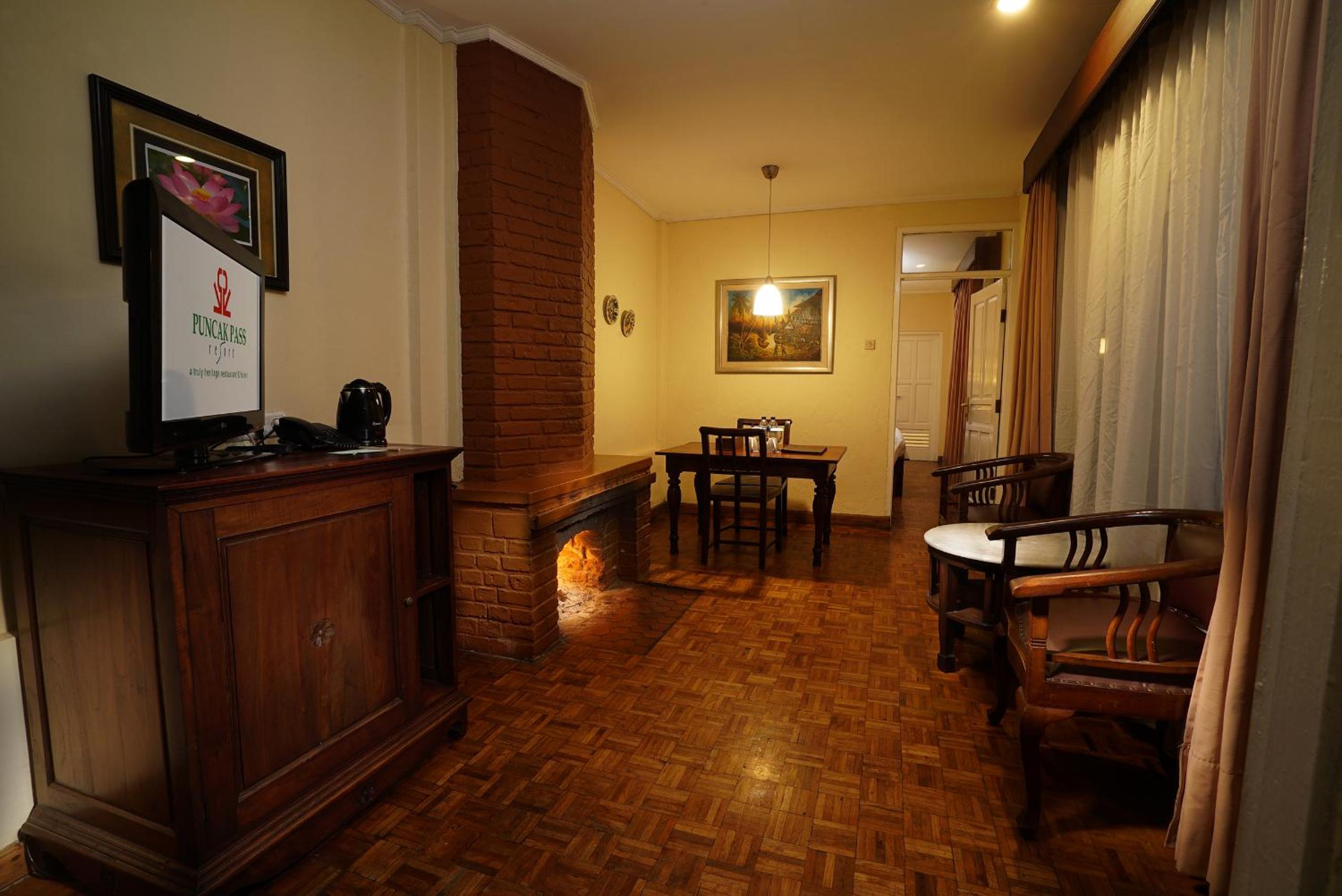 Puncak Pass Resort