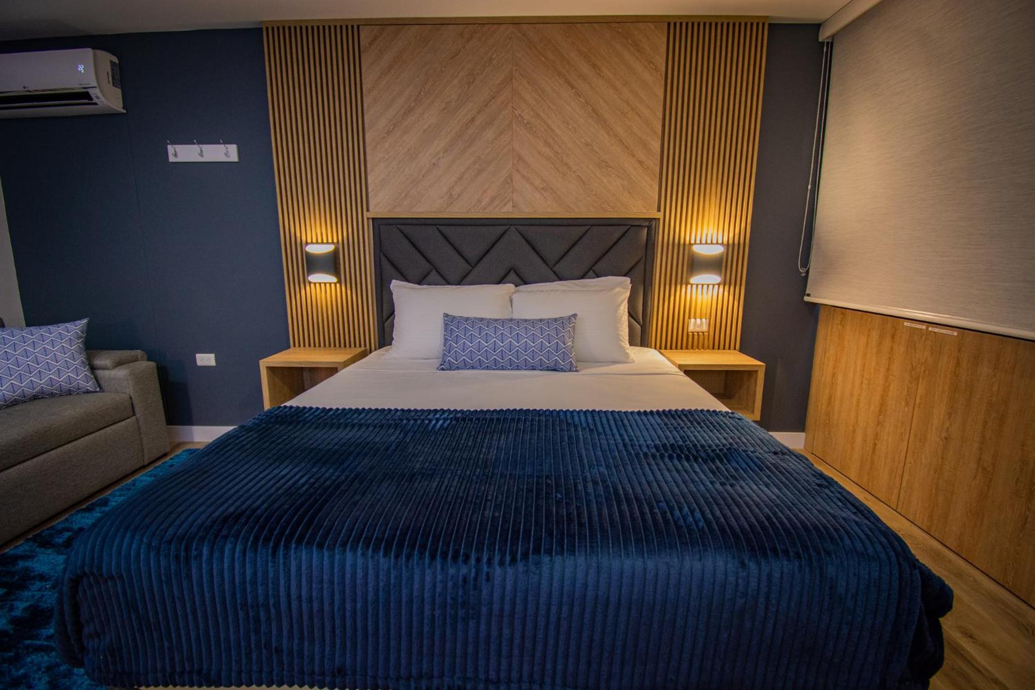 Unique Suite in El Poblado CoWork/ GYM / Fast WiFi