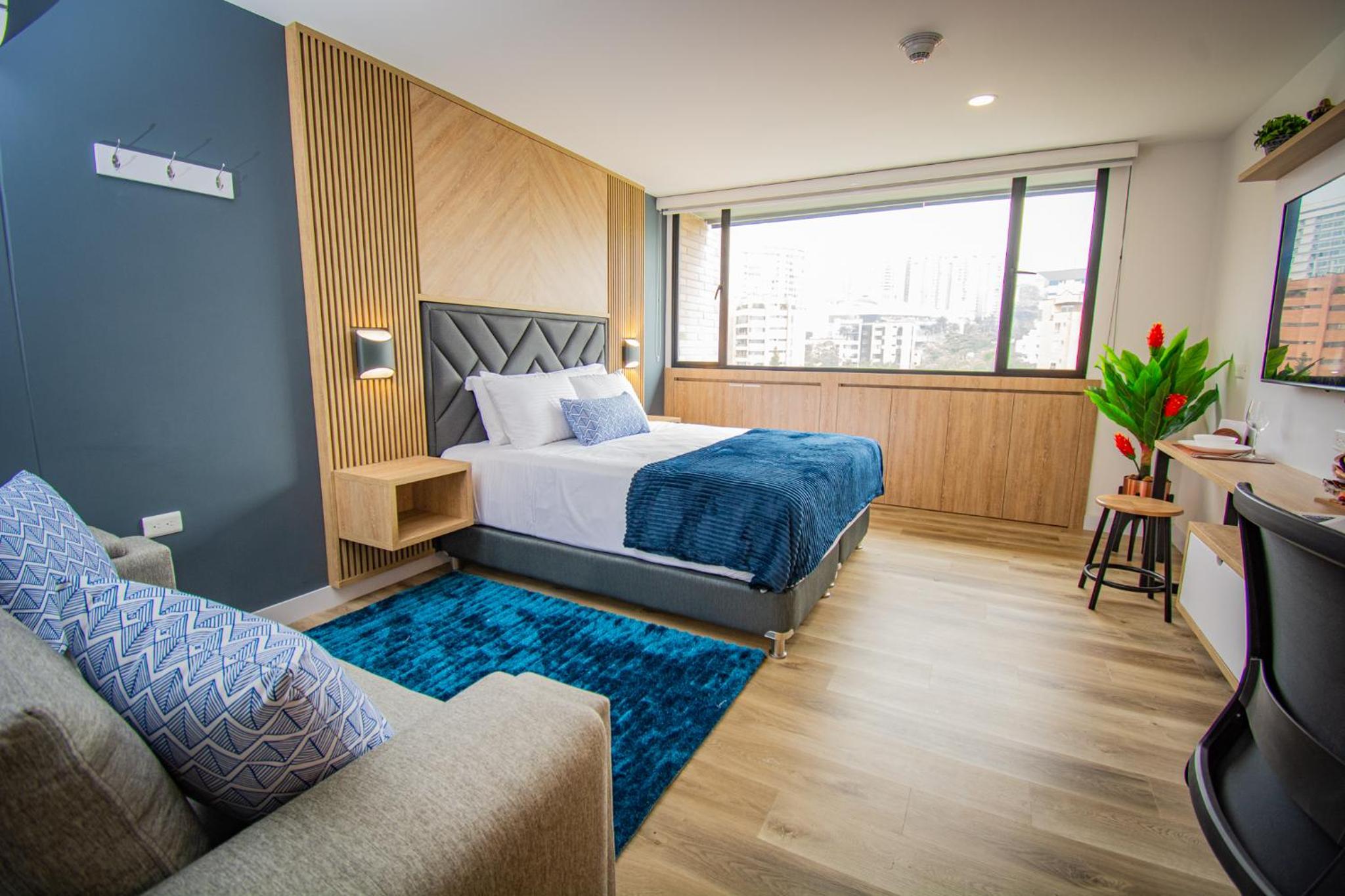 Unique Suite in El Poblado CoWork/ GYM / Fast WiFi