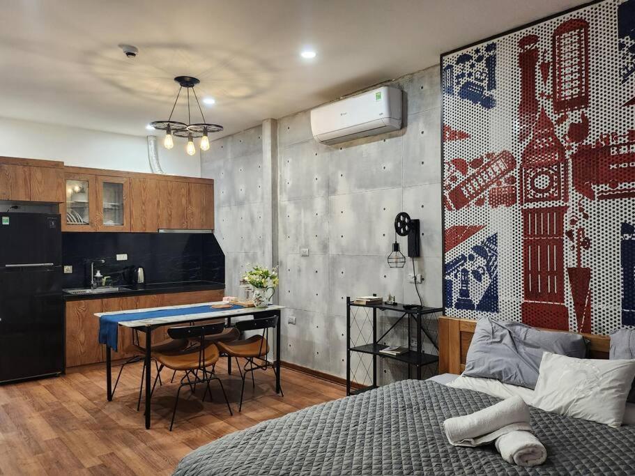 ~Hanoi's Hidden Gem Escape: Rooftop Bar, Gameroom~