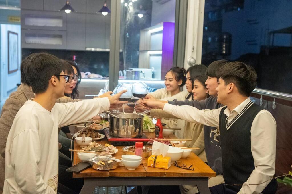 ~Hanoi's Hidden Gem Escape: Rooftop Bar, Gameroom~