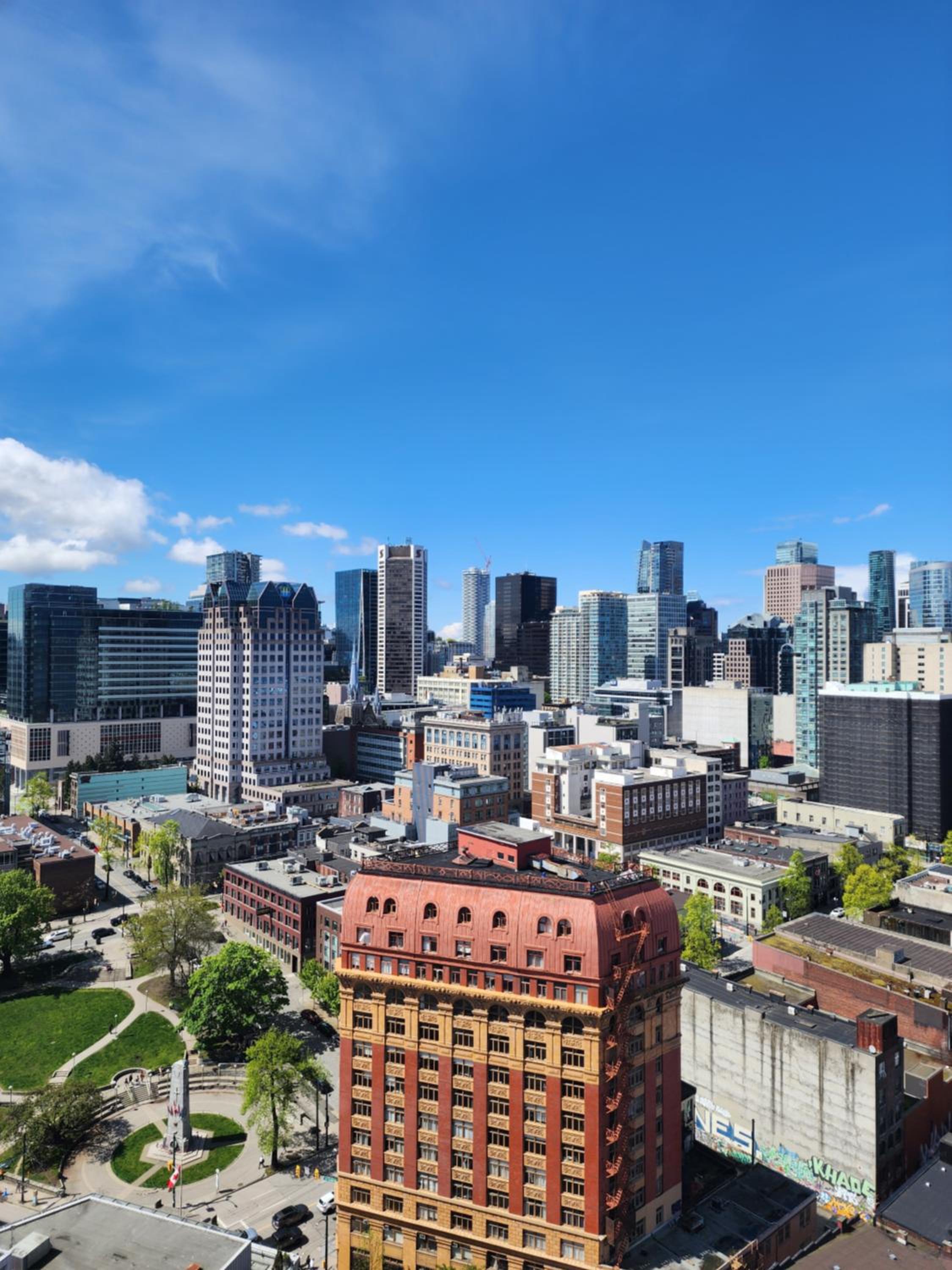 Luxury Downtown Vancouver Suite