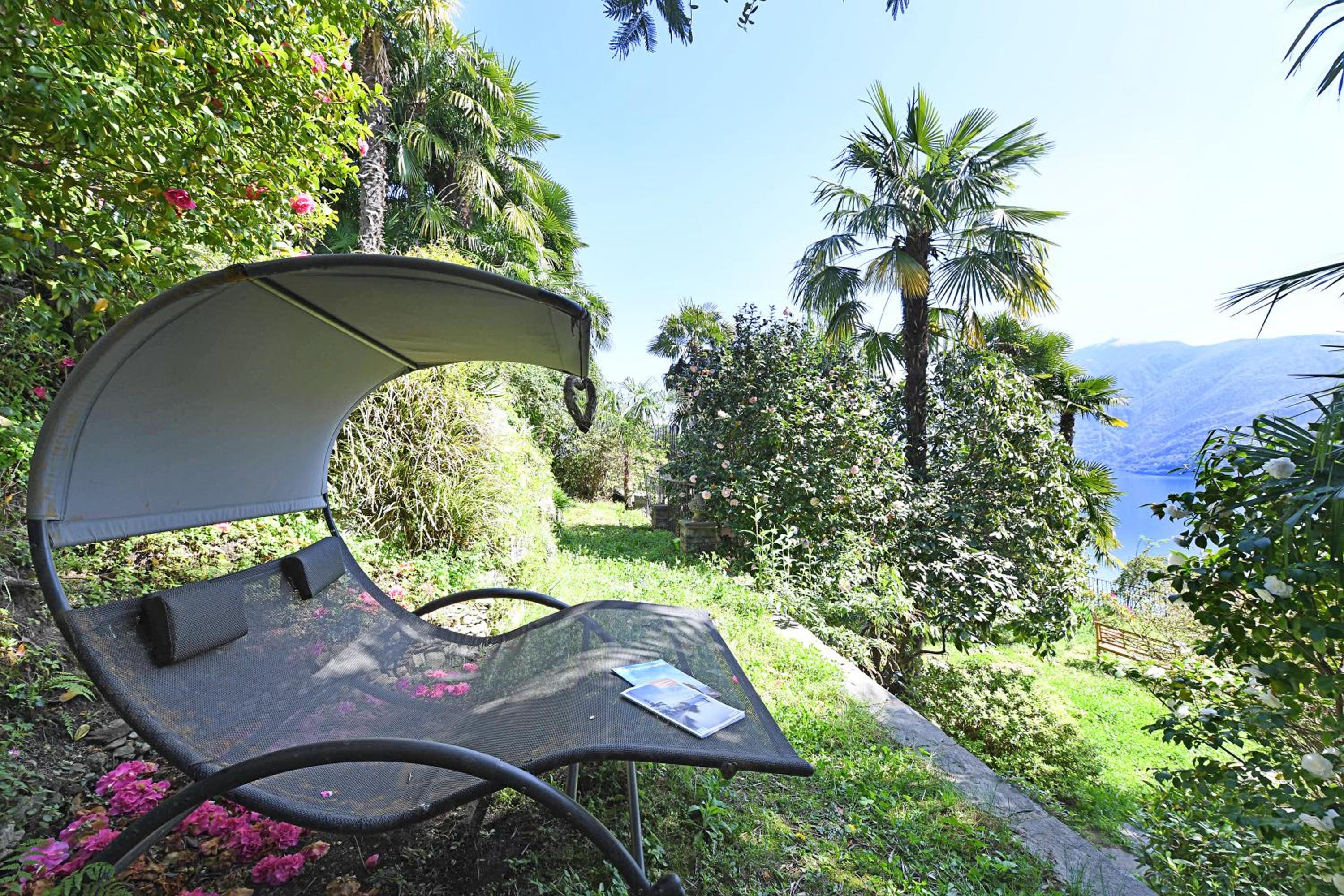 Peace Over The Lake Rooms - Happy Rentals
