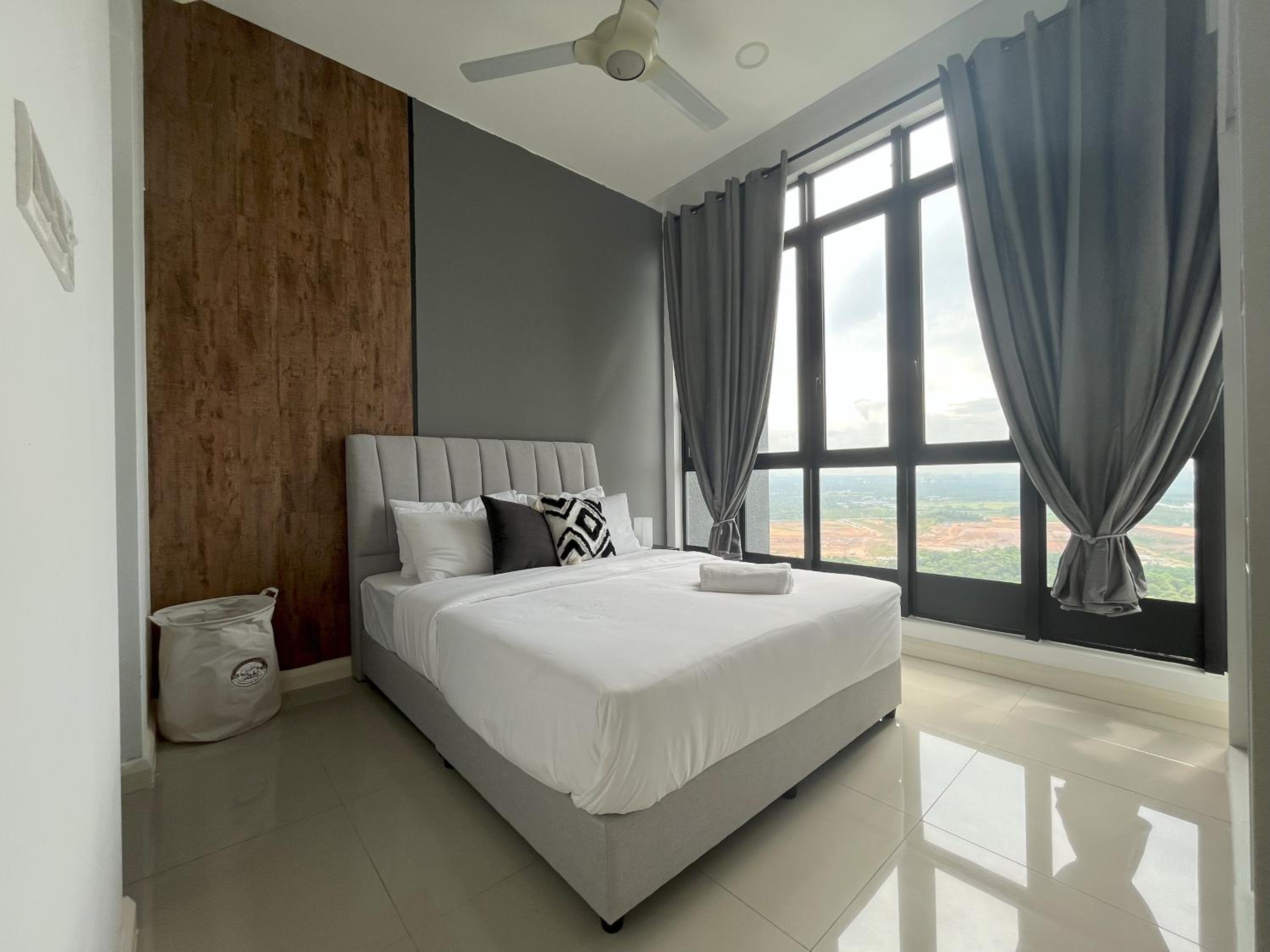 3Mins Walk to Legoland, Gleneagles Hospital & Mall of Medini -D'Pristine-6Pax-2R2B-