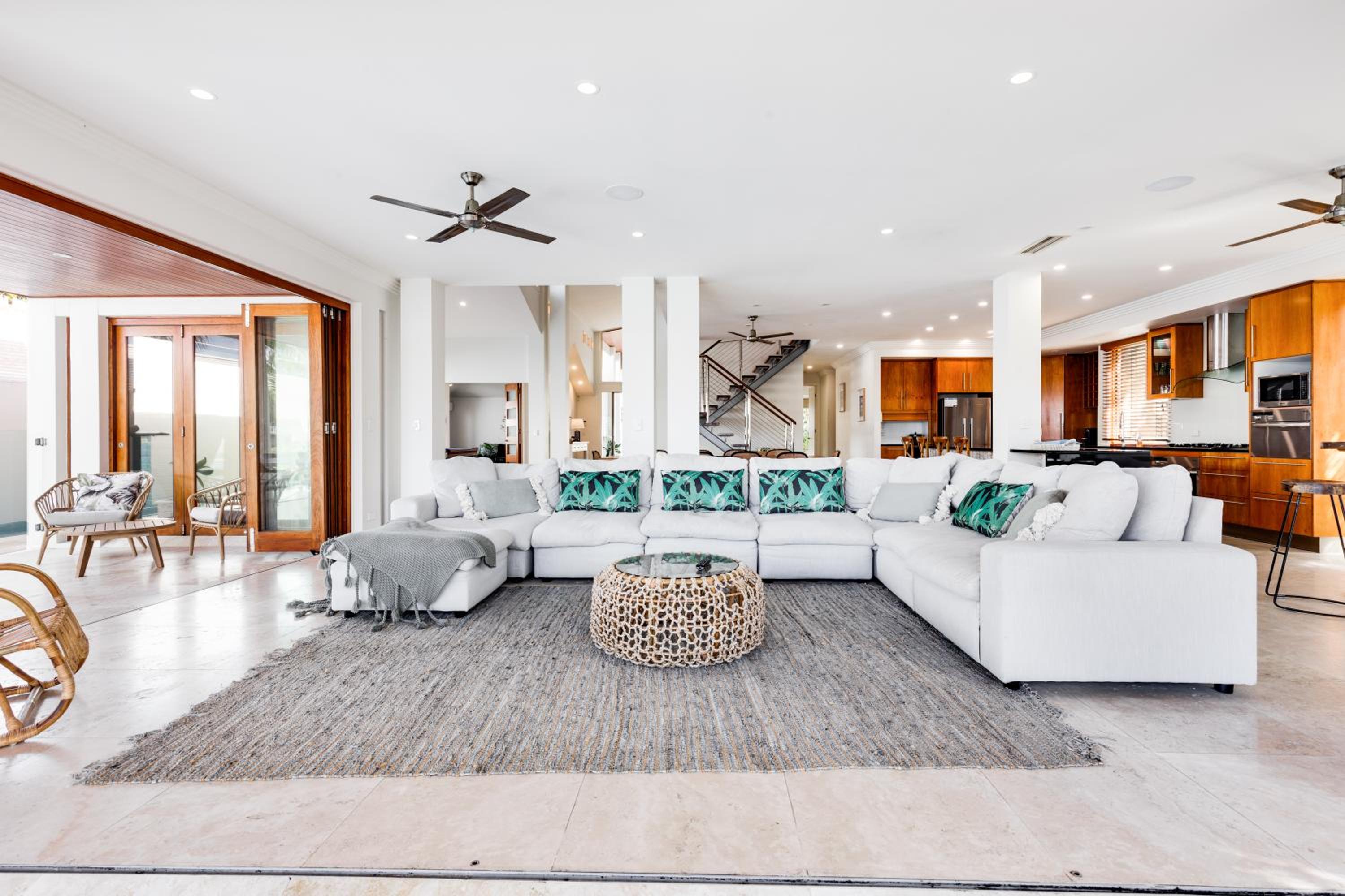 Luxurious, Tropical Haven, Mooloolaba- Moonda5