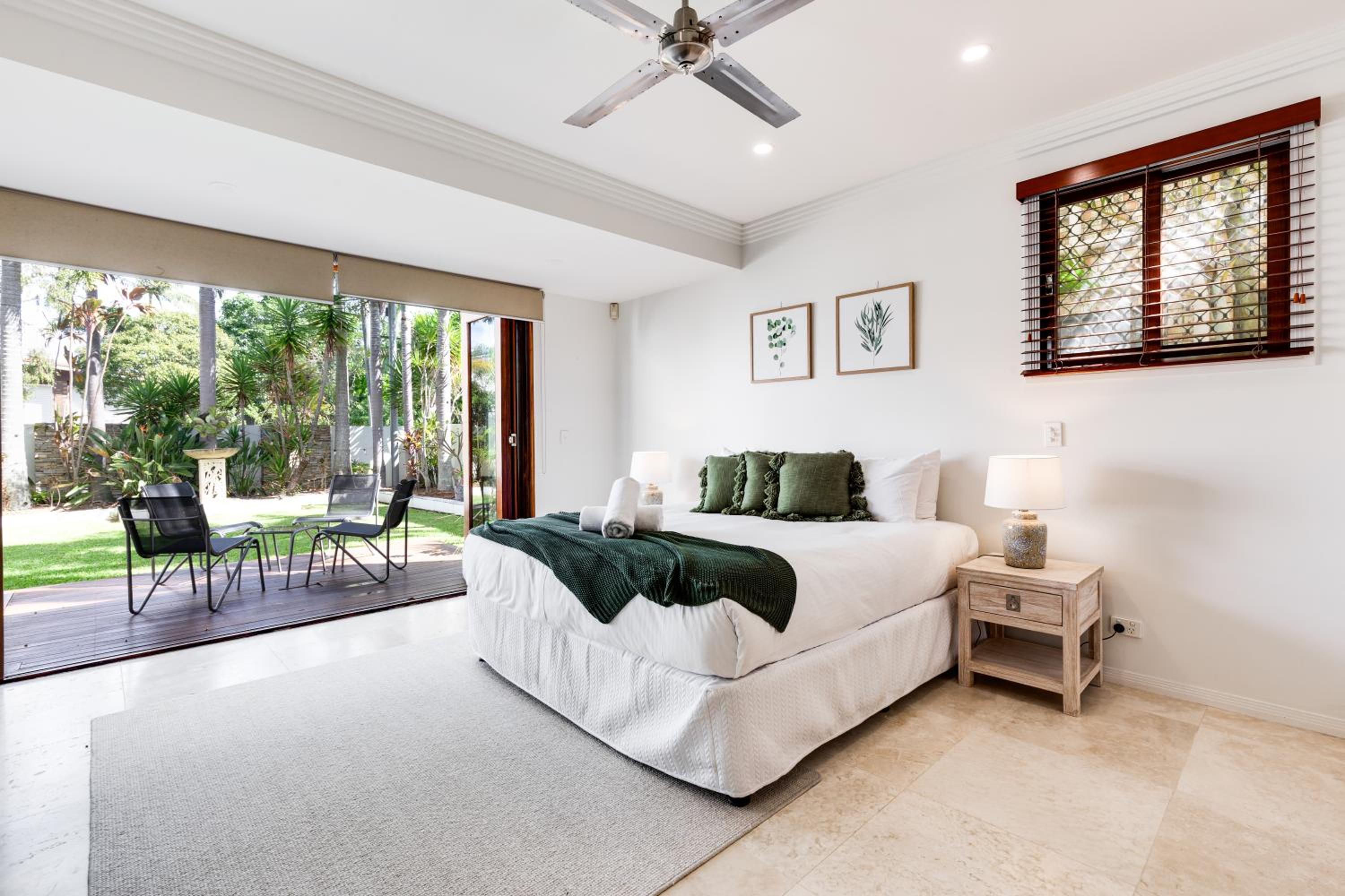 Luxurious, Tropical Haven, Mooloolaba- Moonda5