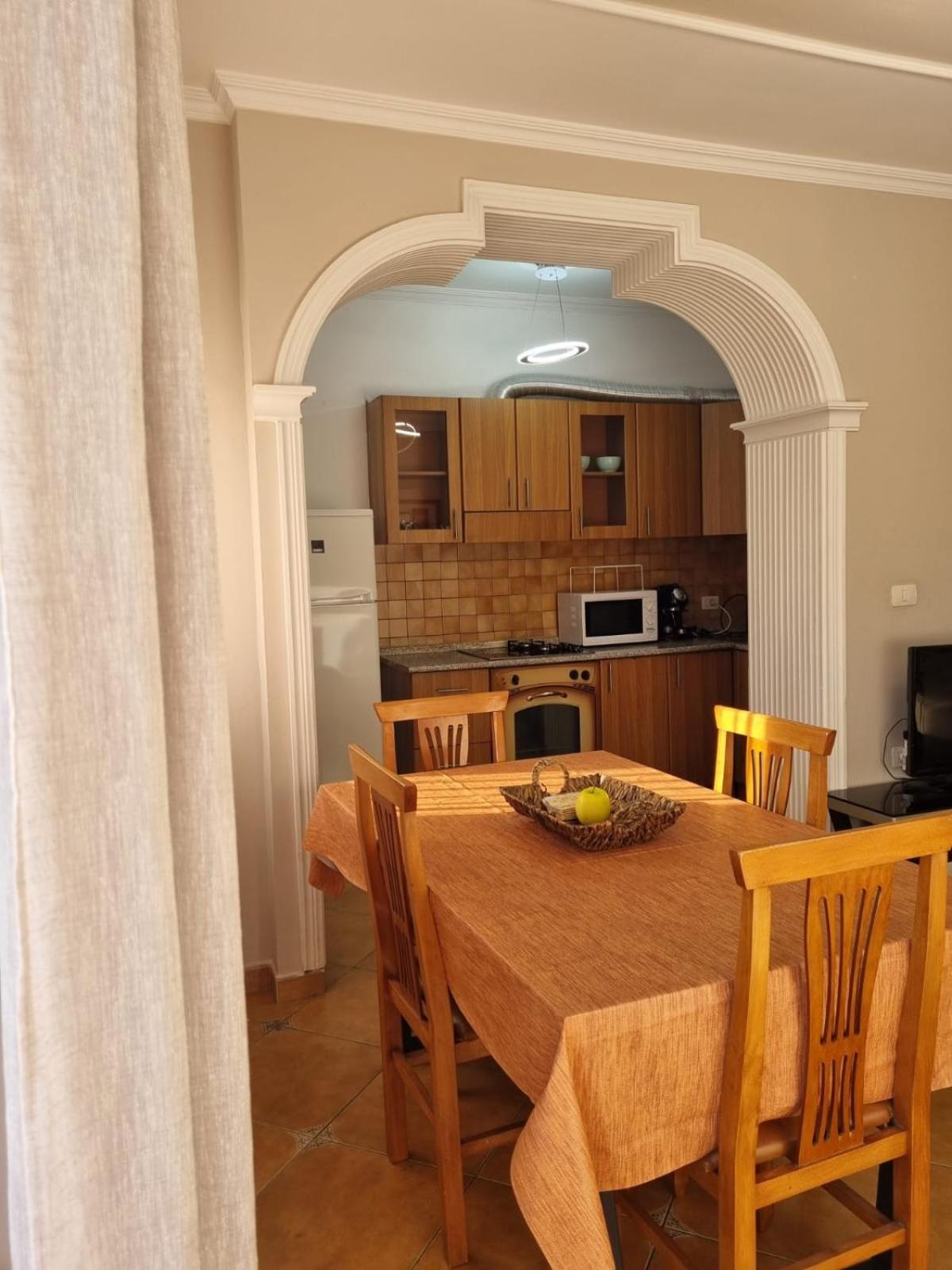 Sandra's Apartment in Tirana Center