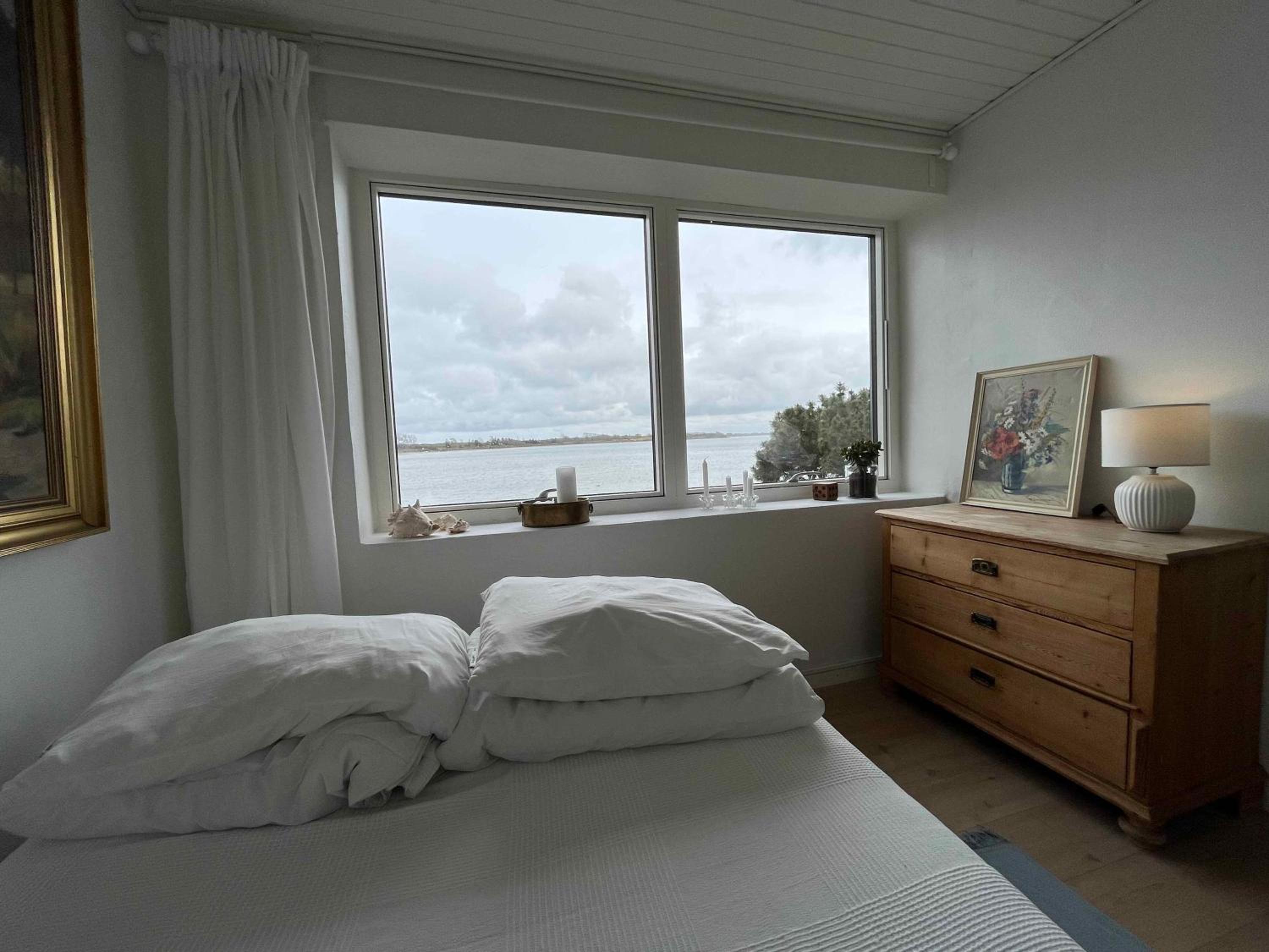Lovely Beach House With Panoramic View