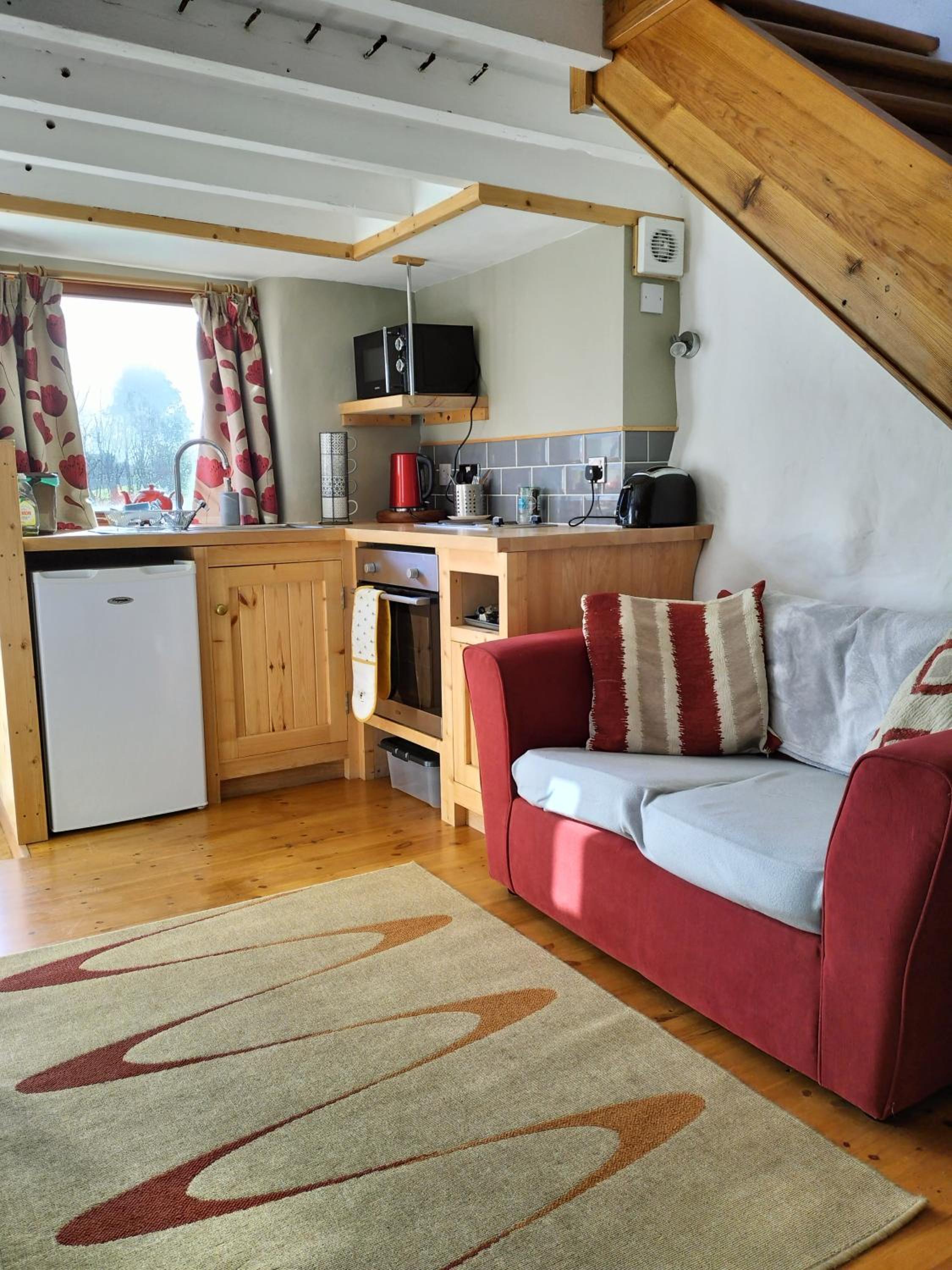 The Cosy Pad Glan Y Morfa Bach view 3