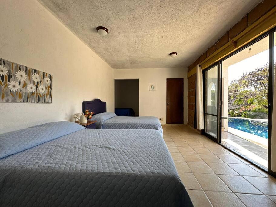 Villa de los abuelos, Burgos Cuernavaca