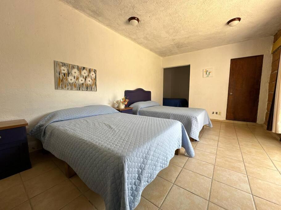 Villa de los abuelos, Burgos Cuernavaca
