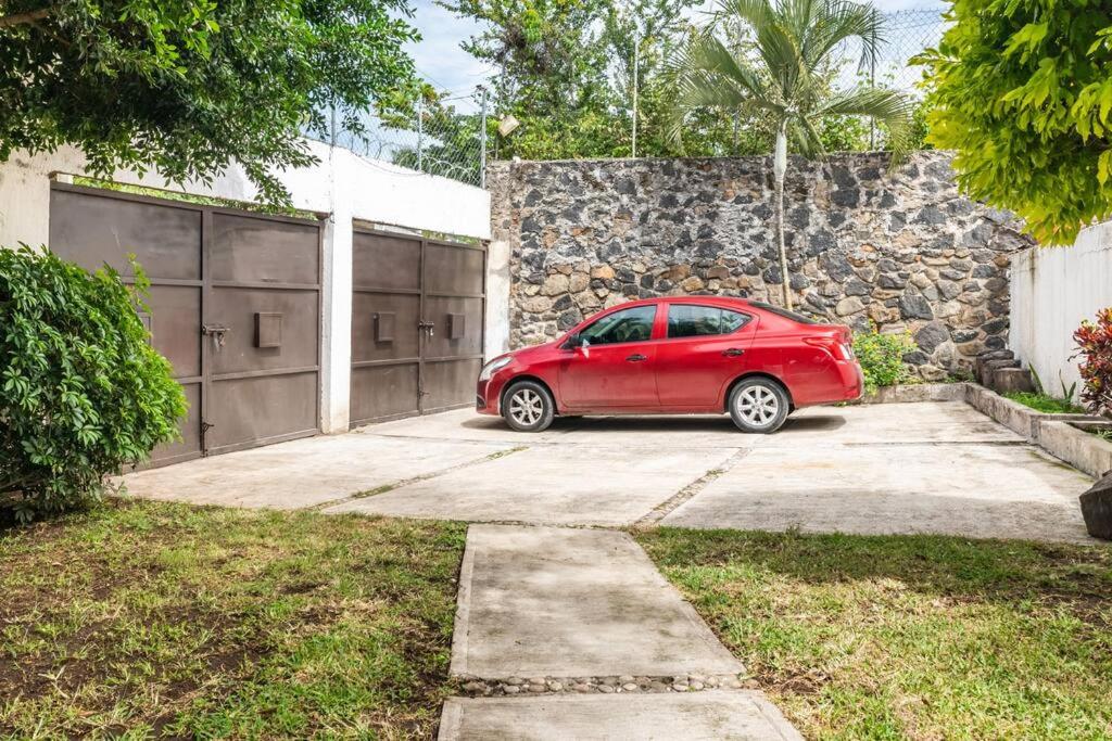 Villa de los abuelos, Burgos Cuernavaca